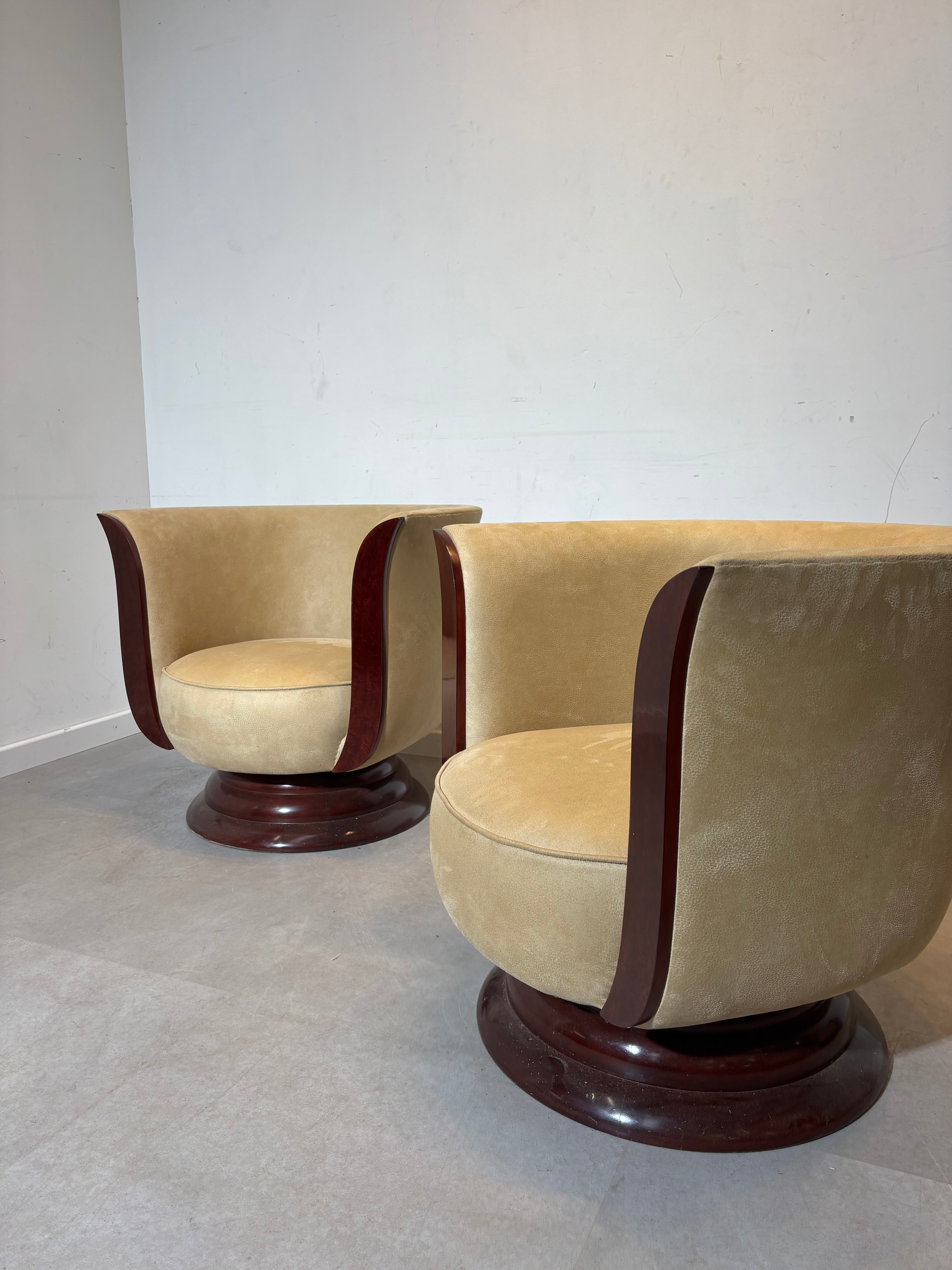 Art Deco Lounge Tulip Chair by Hotel Le Malandre
