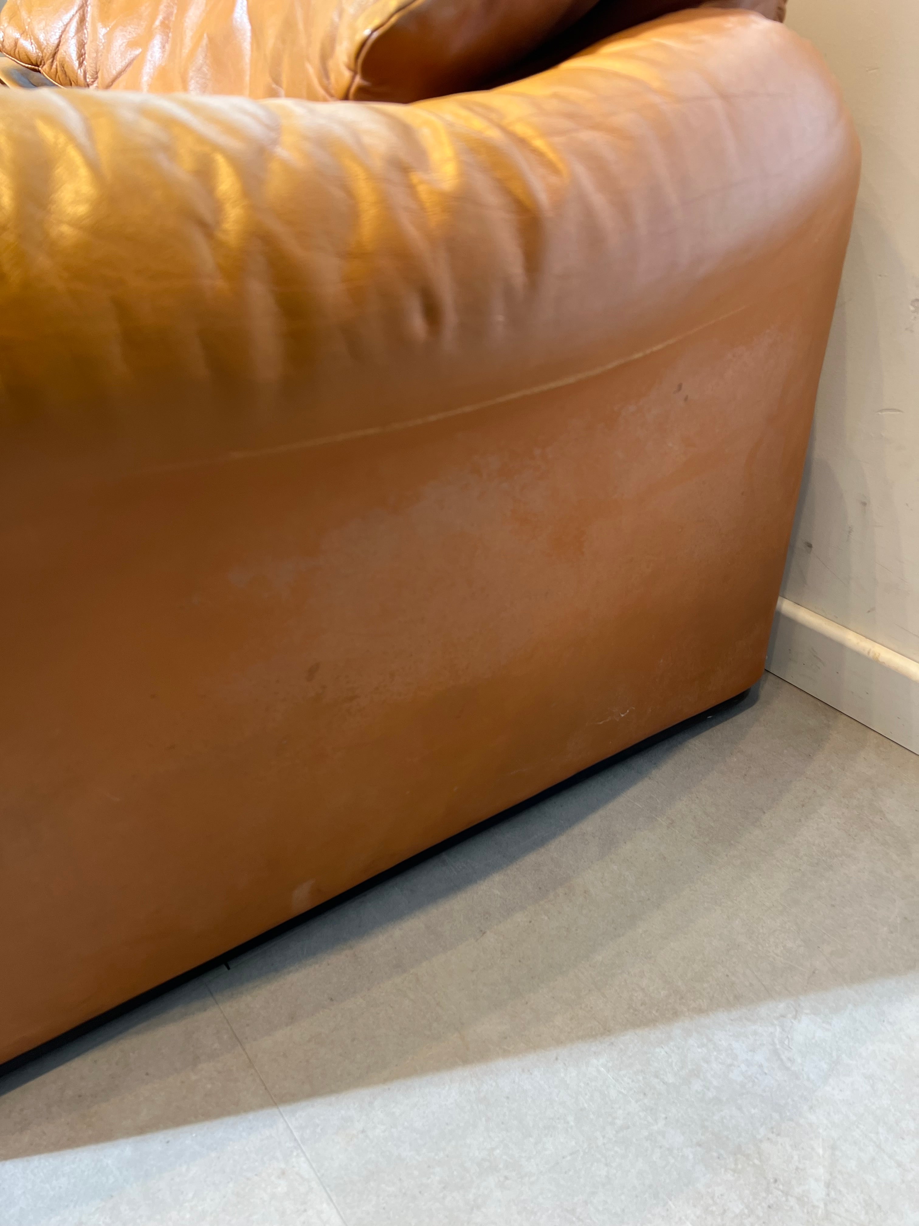 Cassina Maralunga Leather Lounge Chair by Vico Magistretti