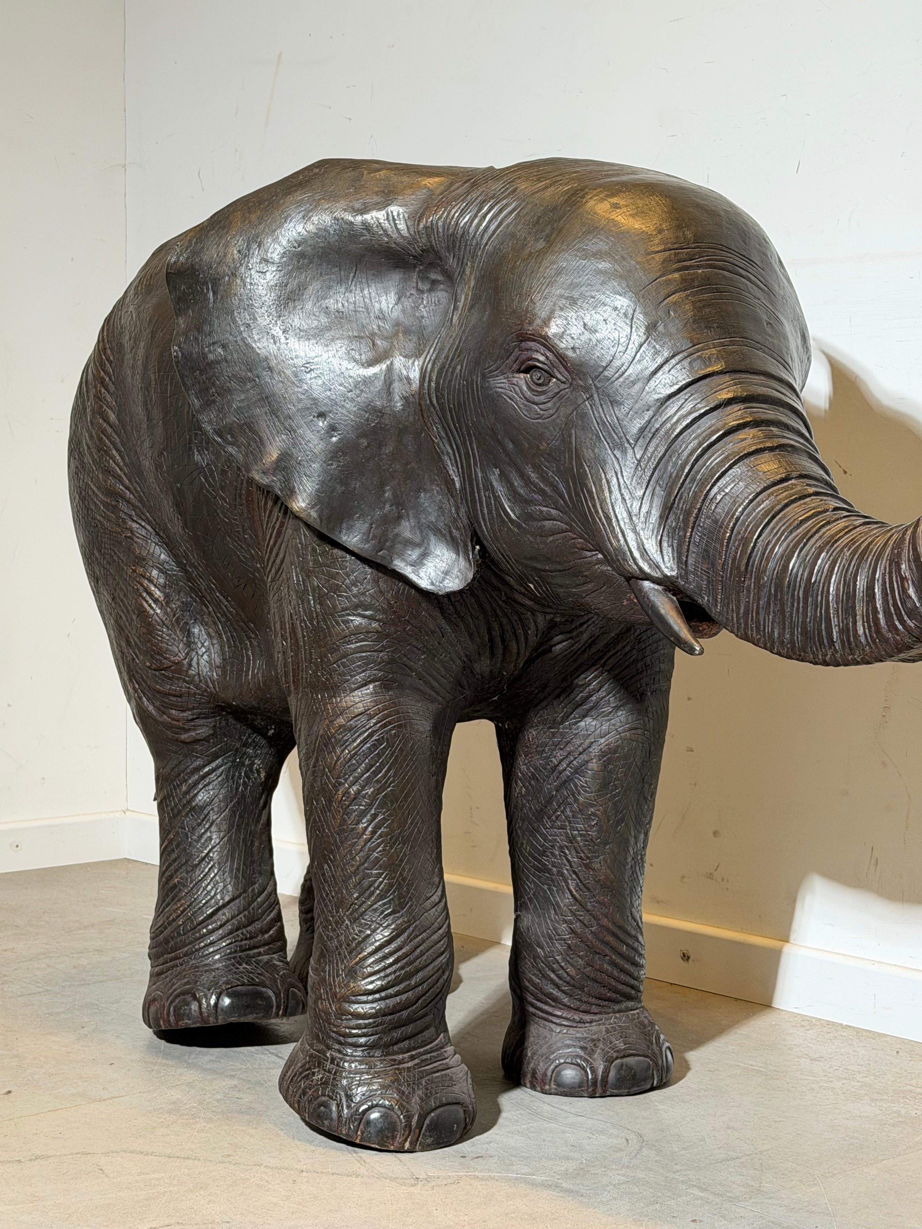 Bronze Baby Elephant Sculpture & Fountain