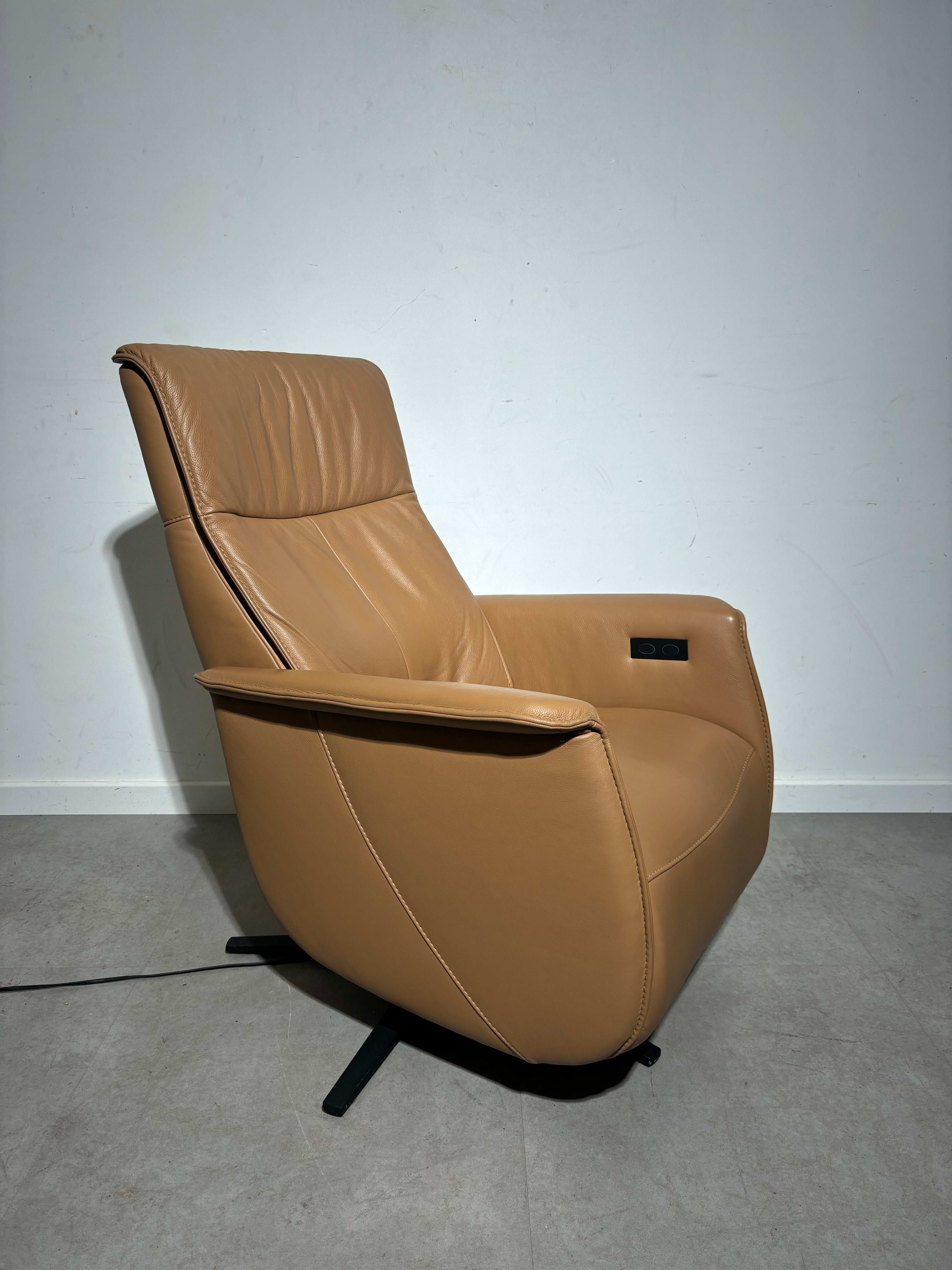 Relaxchair cognac brown leather