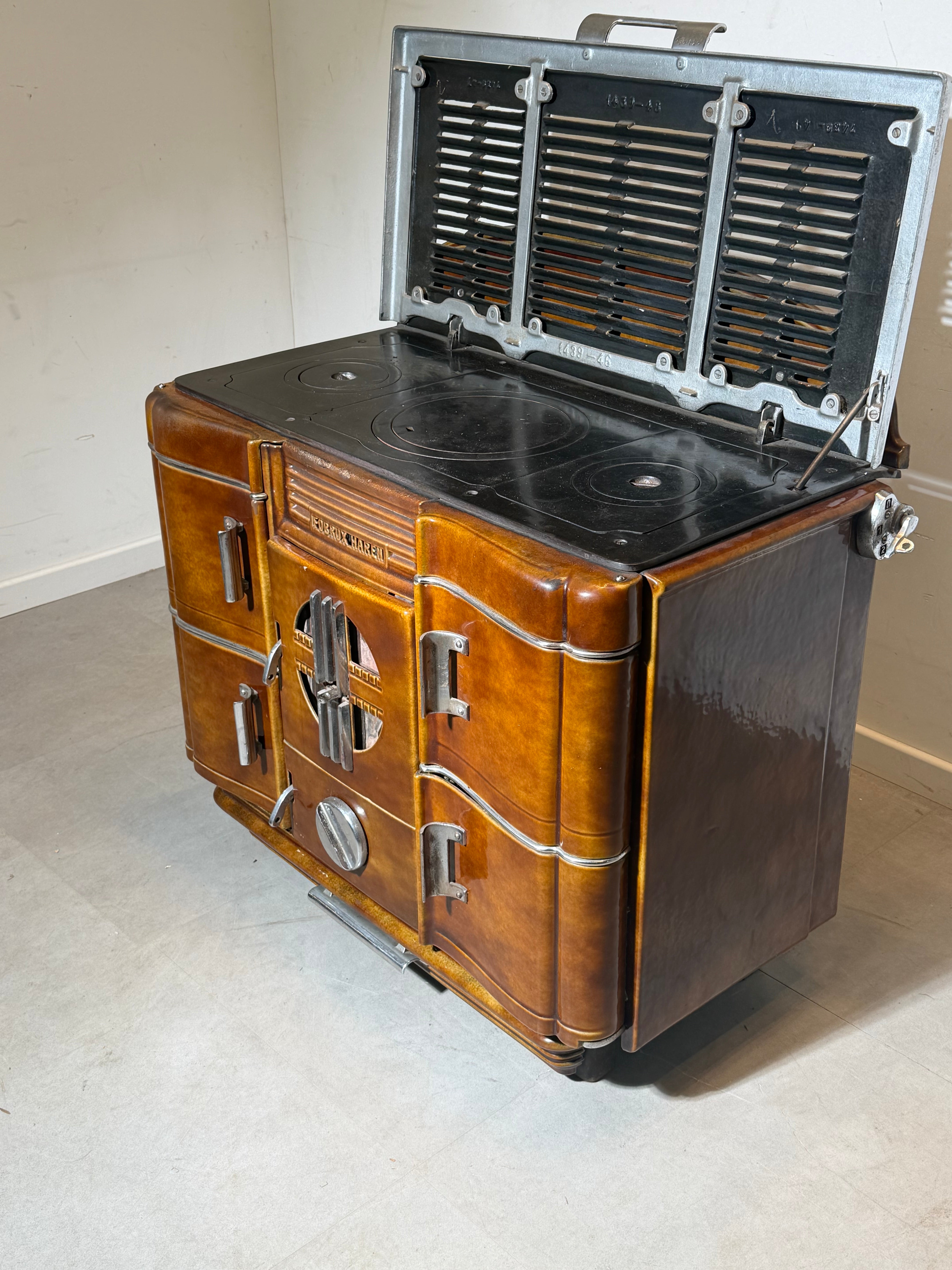 Art Deco “Fobrux Harem” Stove  – Belgium – 1930s