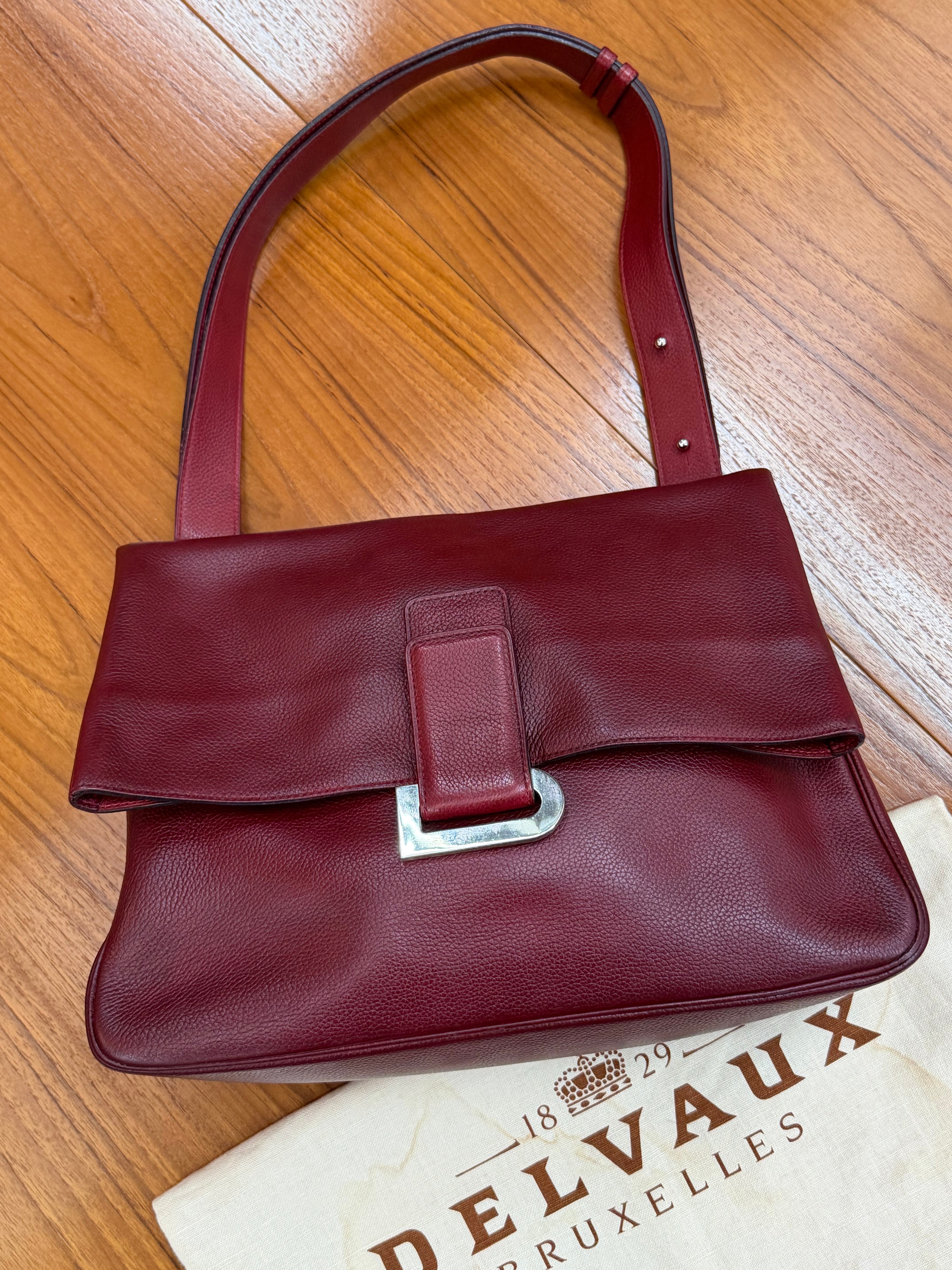 Delvaux Relais Trotteur