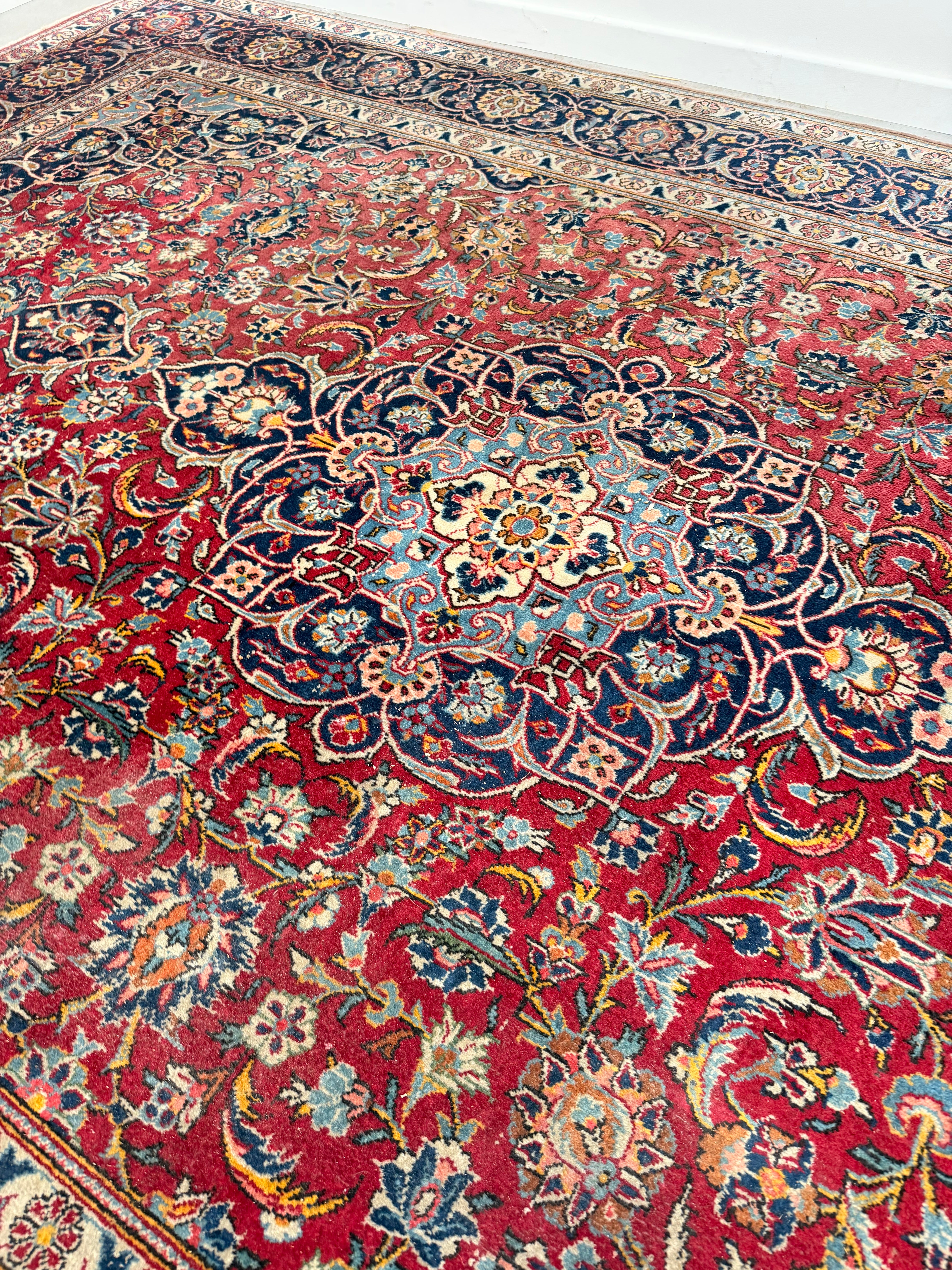 Hand-Knotted Persian Kashan Rug