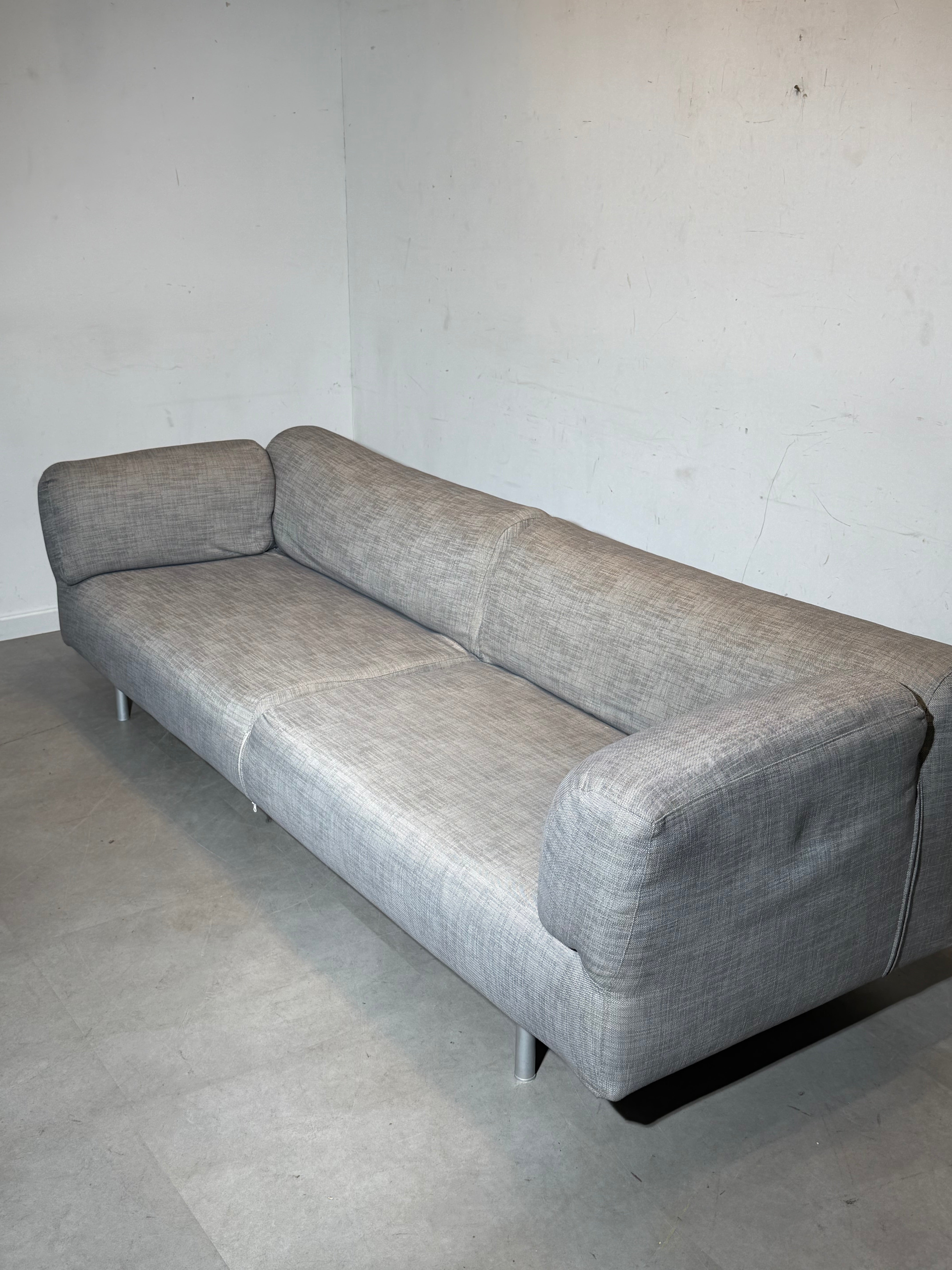 Cassina Met 250 Sofa – Grey Fabric