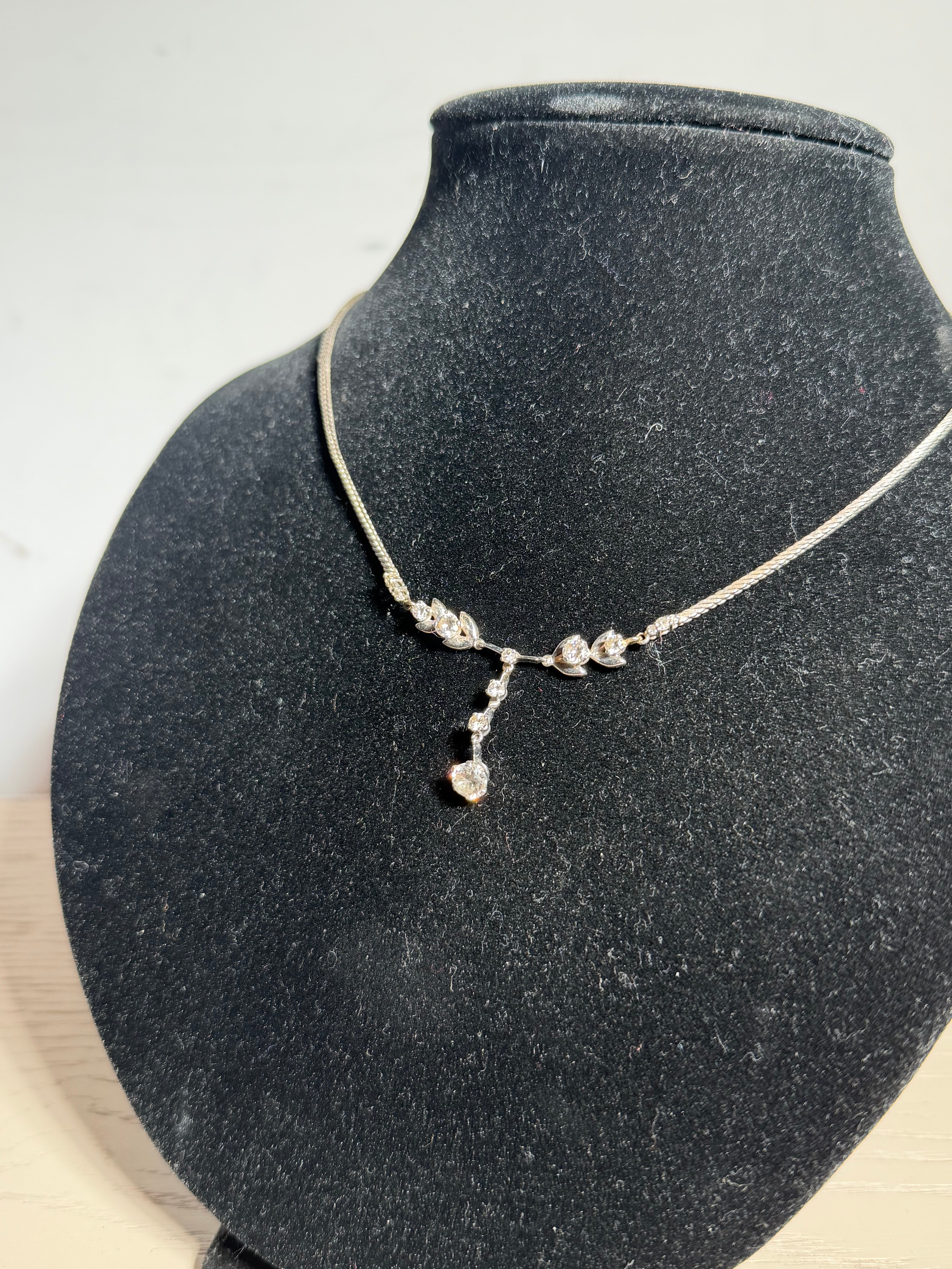 White Gold Necklace with Brilliant-Cut Stones & Drop Pendant