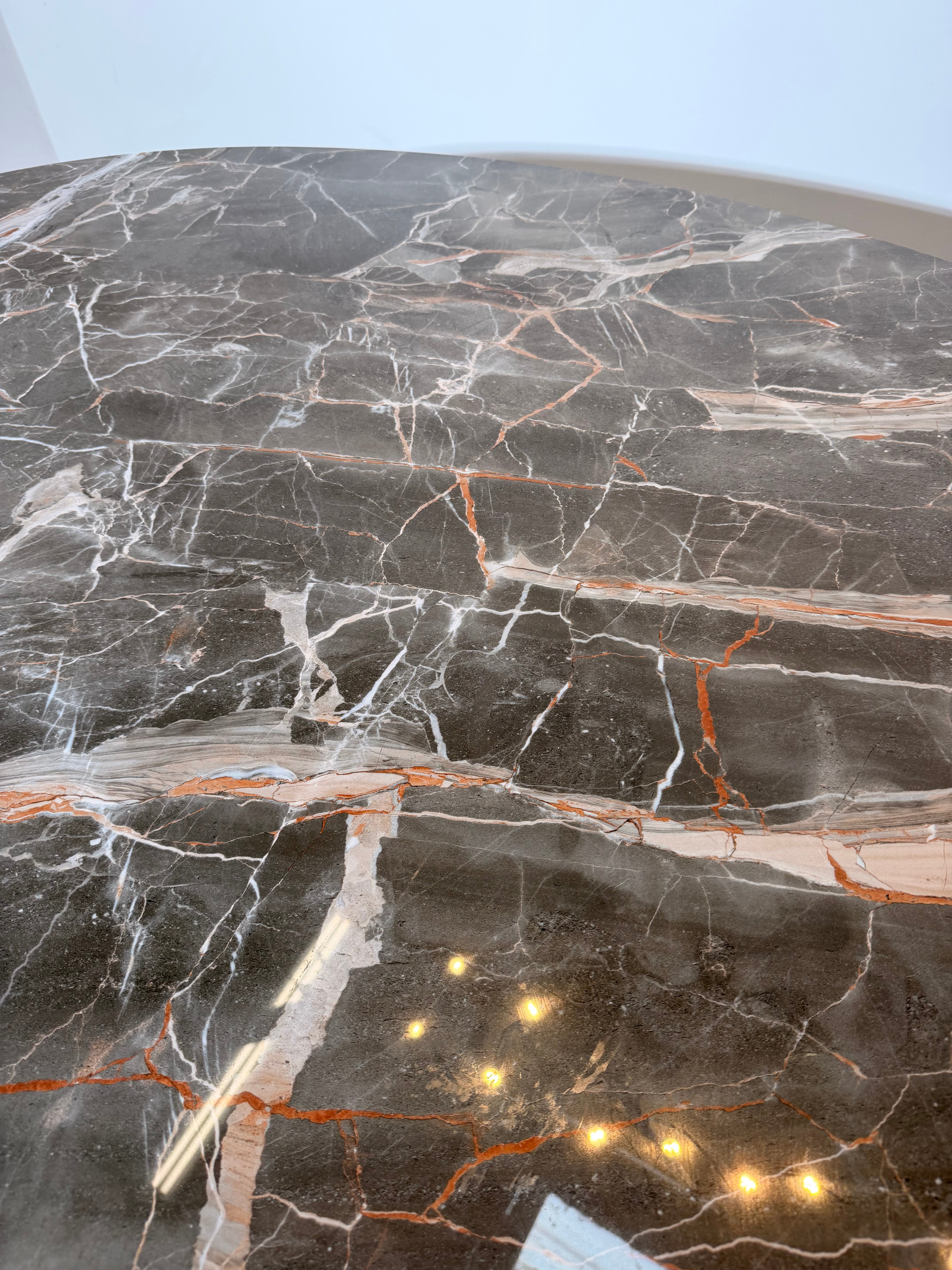 Sovet Italia Dining Table