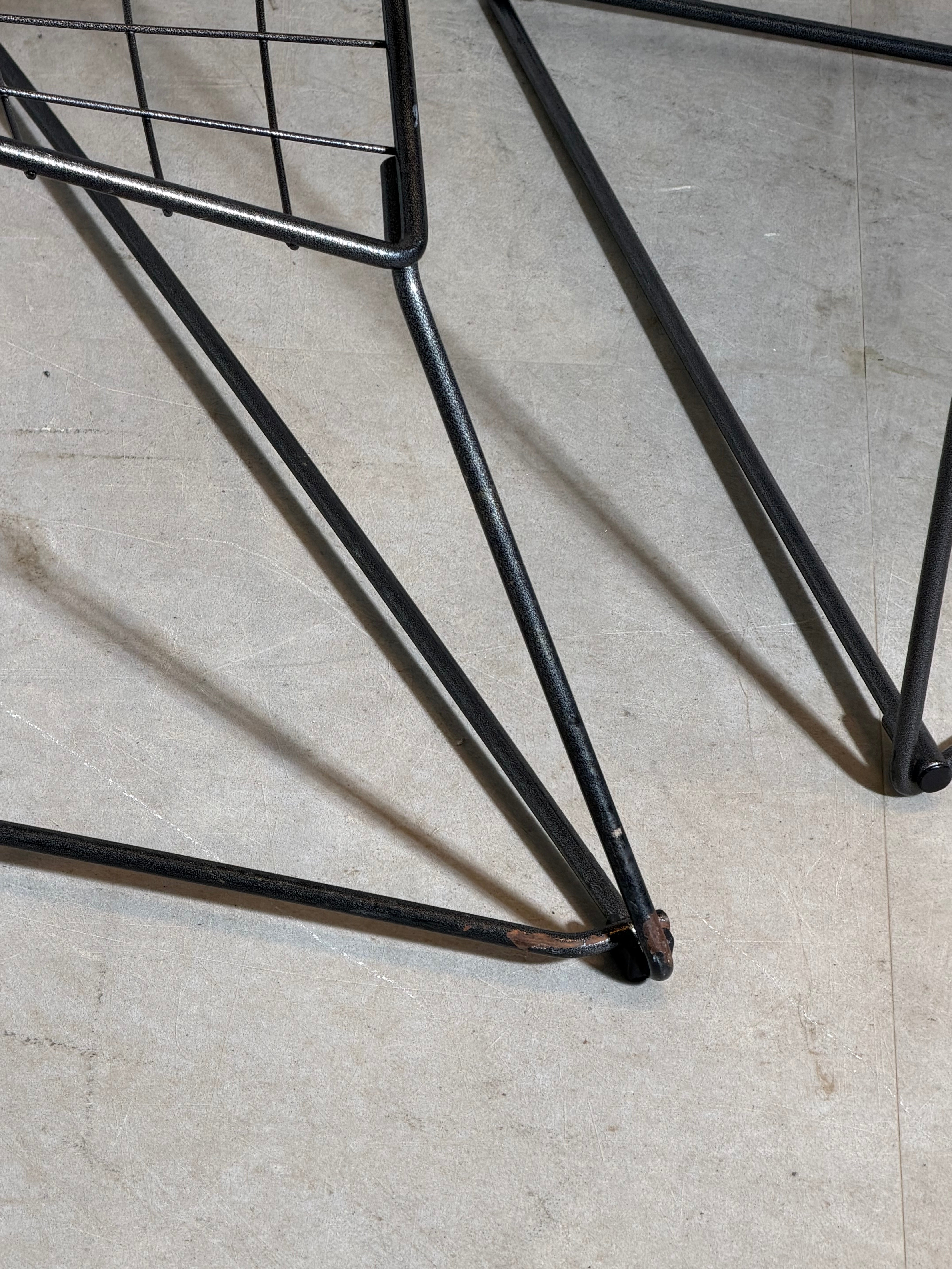 IKEA Oti Lounge Chair and Side Table – Niels Gammelgaard – Black Metal – 1980s