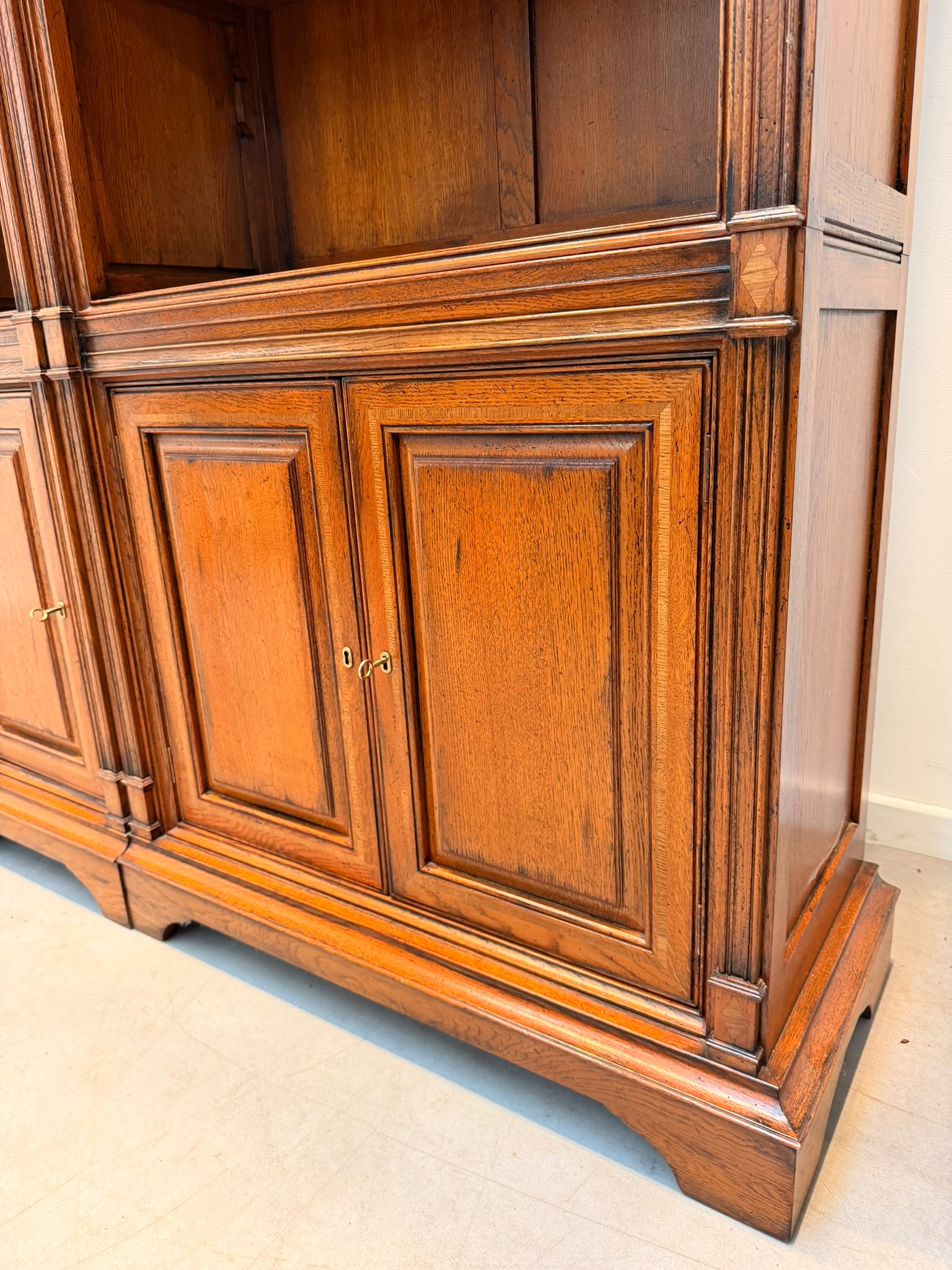 Open Bookcase Cabinet “Antique Collection” - Cherrywood