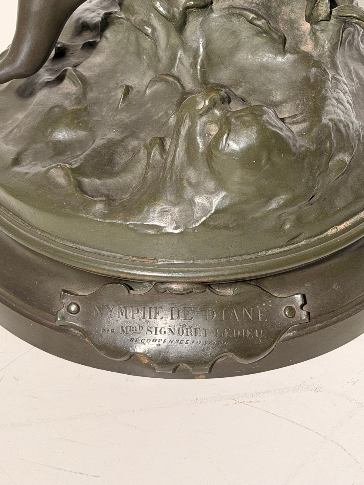 Nymphe de Diane – Antique Bronze Sculpture by Signoret-Ledieu – Rotating Base