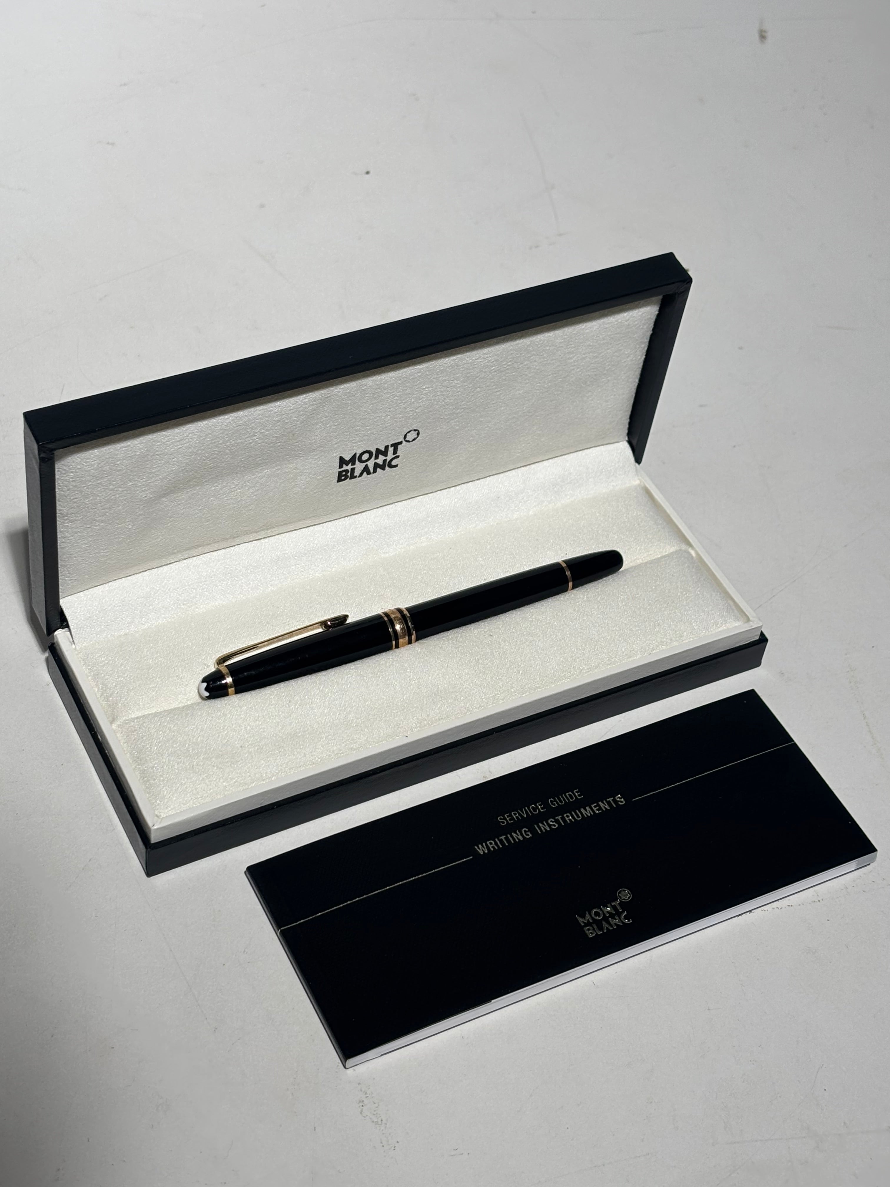 Mont Blanc 18 KT Gold Fountain Pen “Meisterstuck”