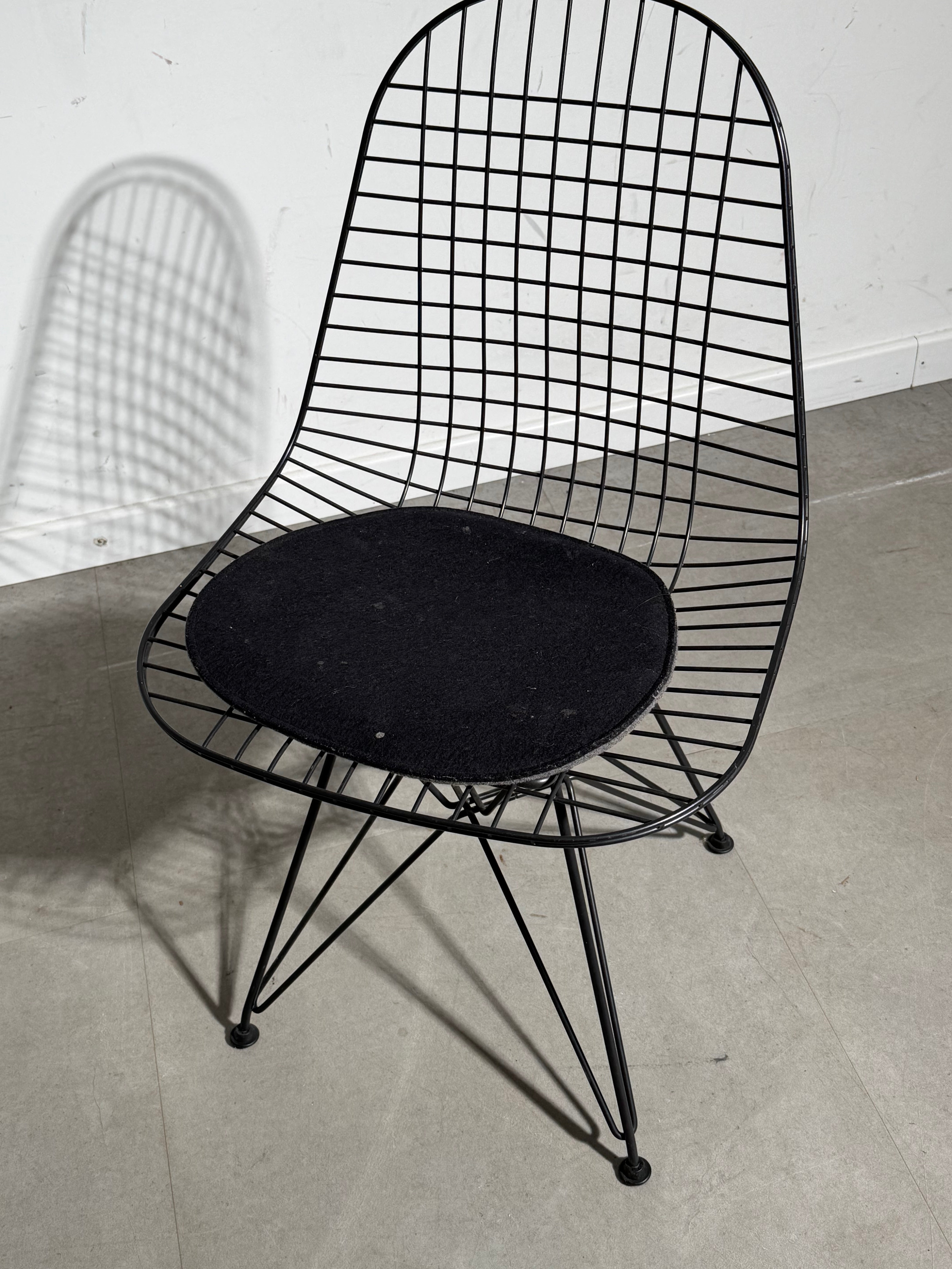 Vitra Wire Chair DKR – Designed by Charles & Ray Eames