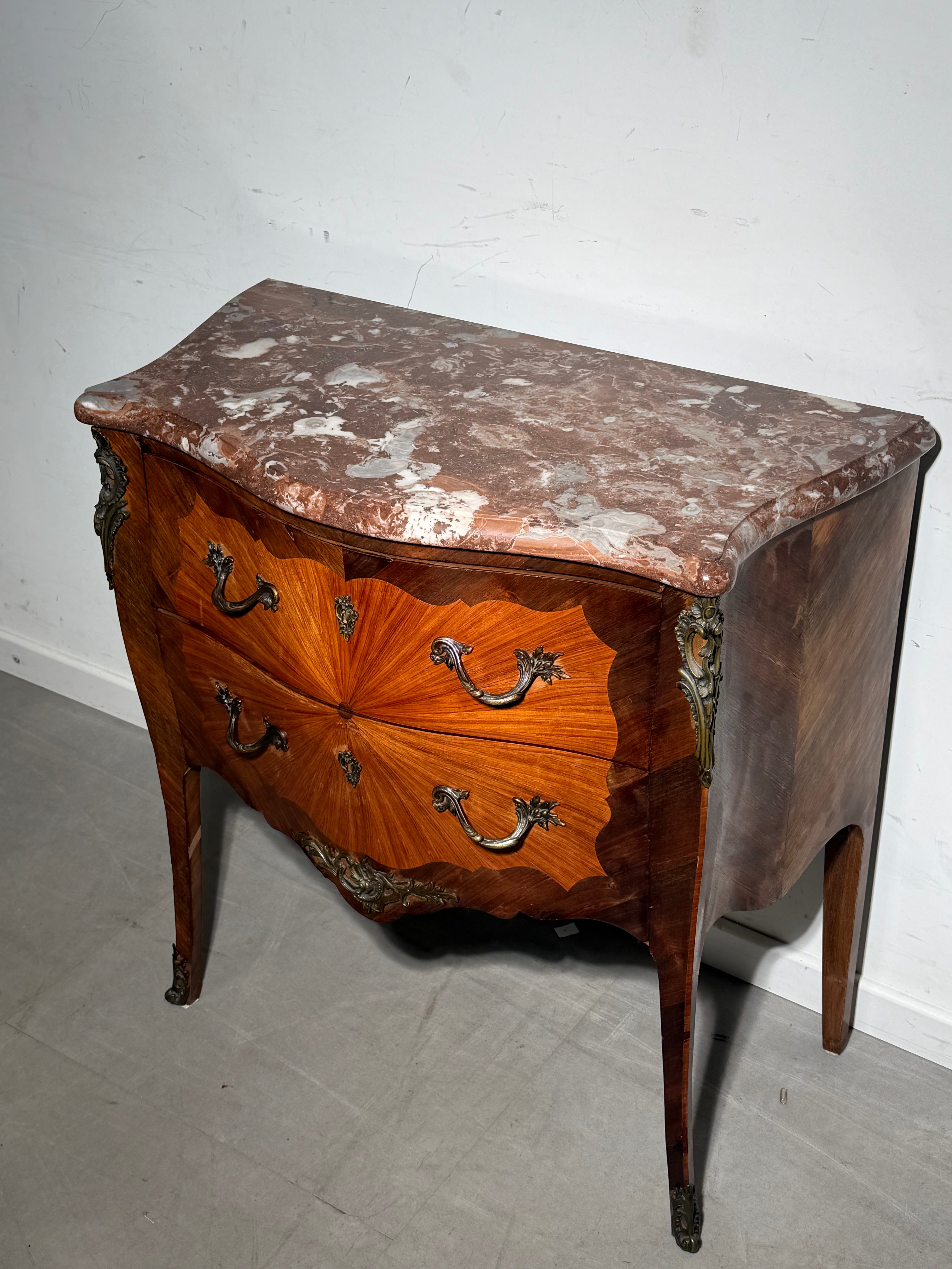 Antique French Louis XV Style Marquetry Commode with Marble Top – 85 x 45 x 85 cm