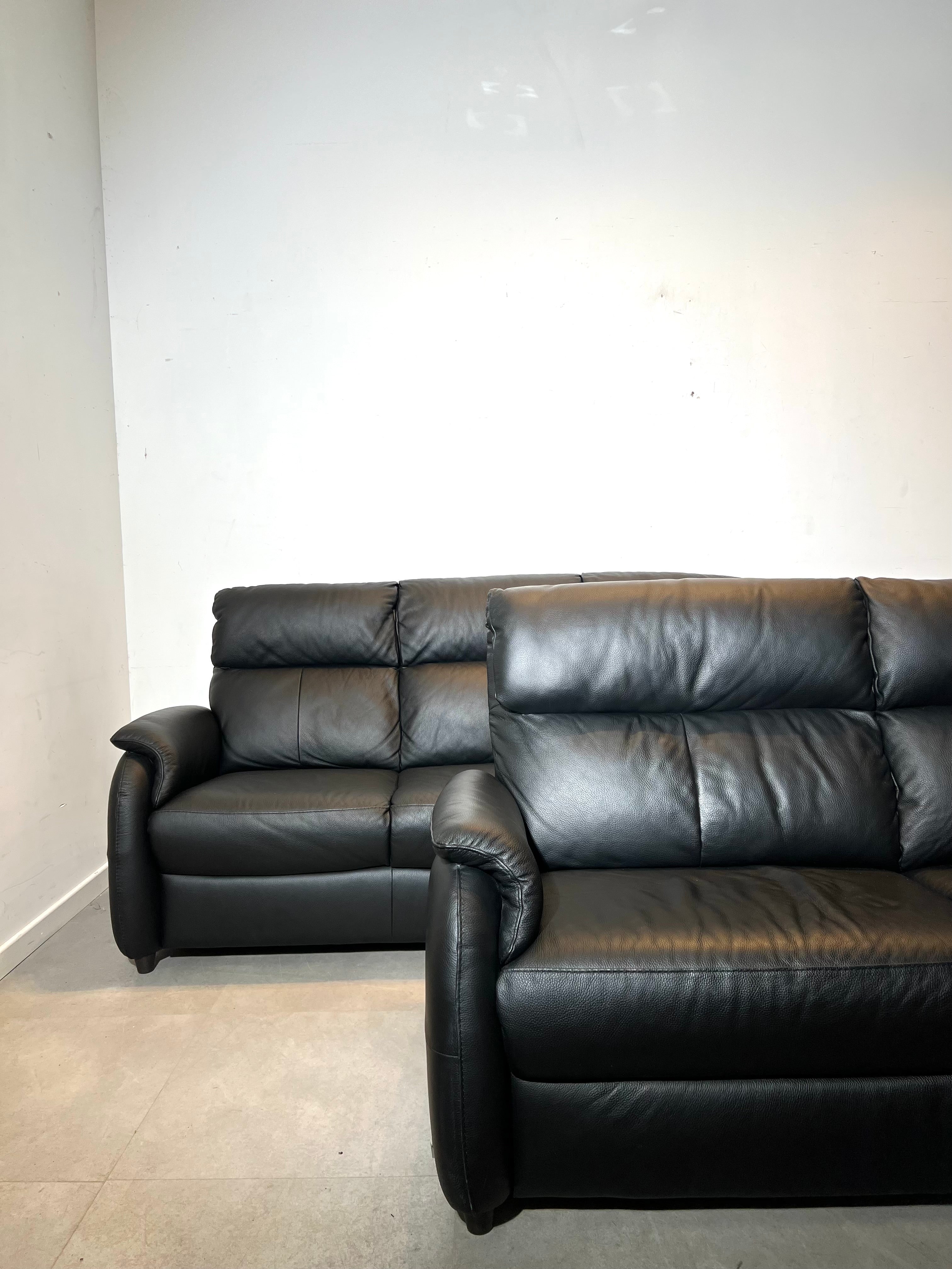 Calia Italia Black Leather Sofa – 2 & 3 Seater