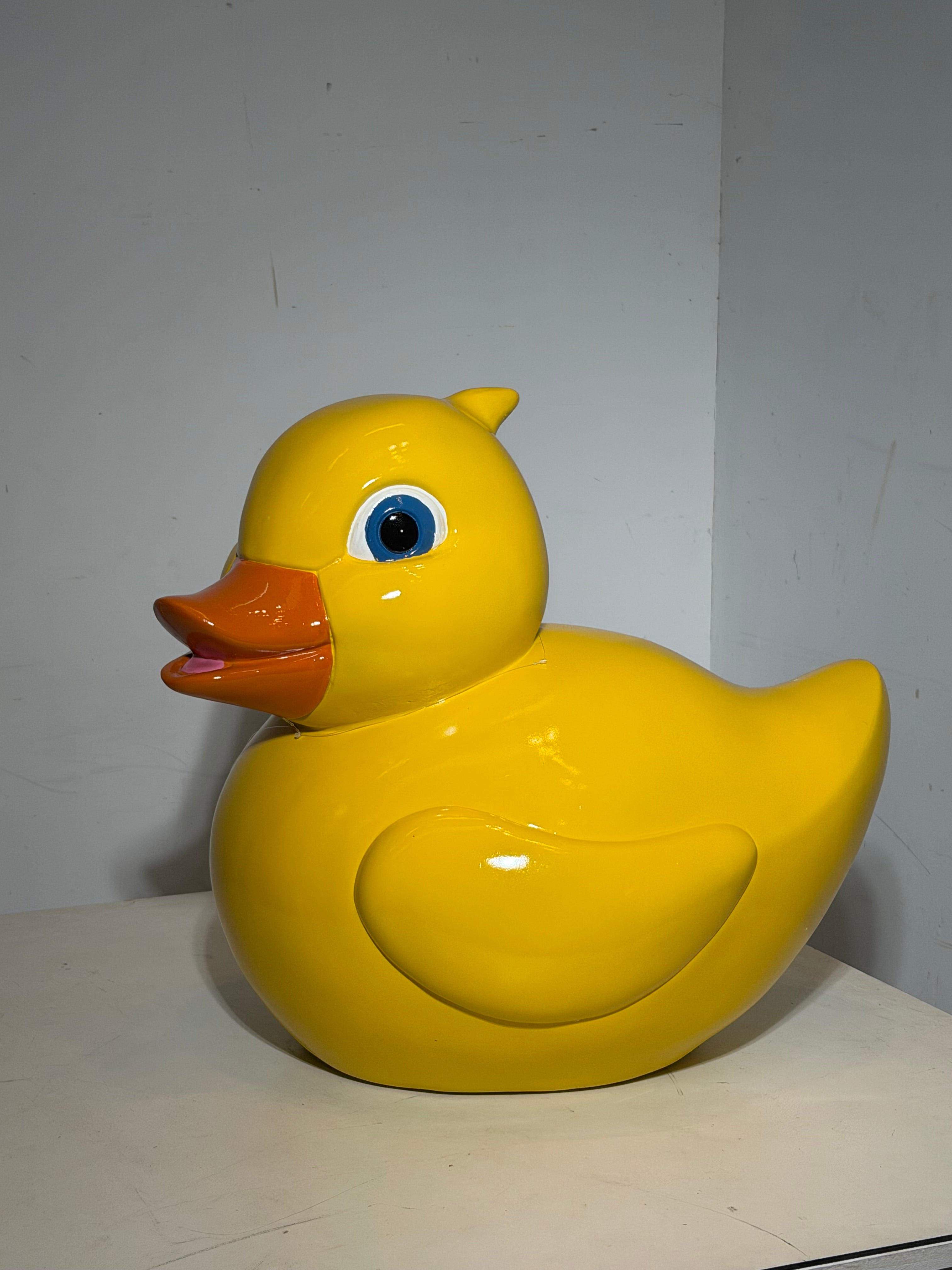 XL Decorative Duck Sculpture – Yellow Polyester & Fiberglass – Outdoor/Indoor – 65 cm