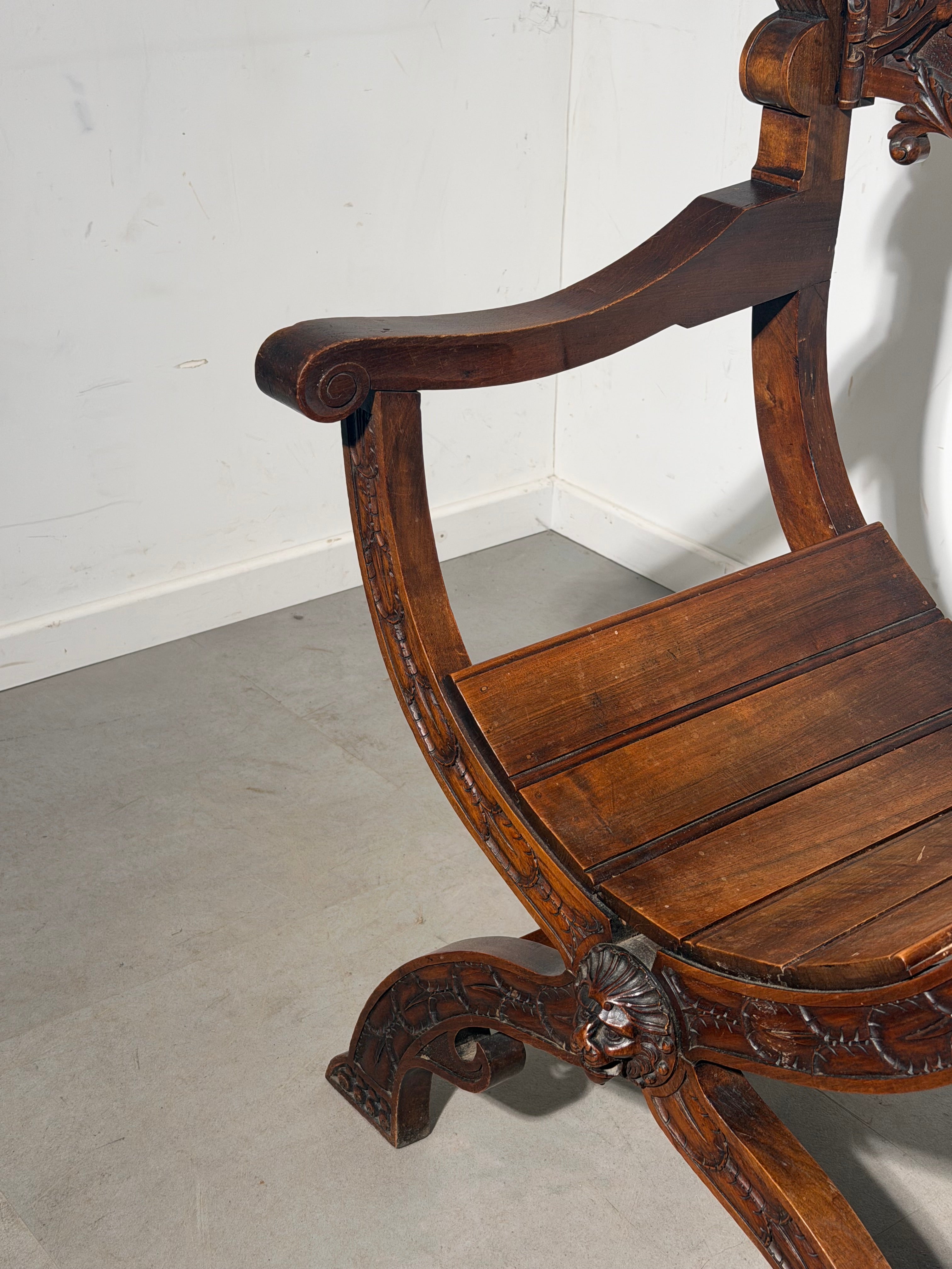 Antique Renaissance Revival Savonarola Chair – Hand-Carved Oak – 105 cm