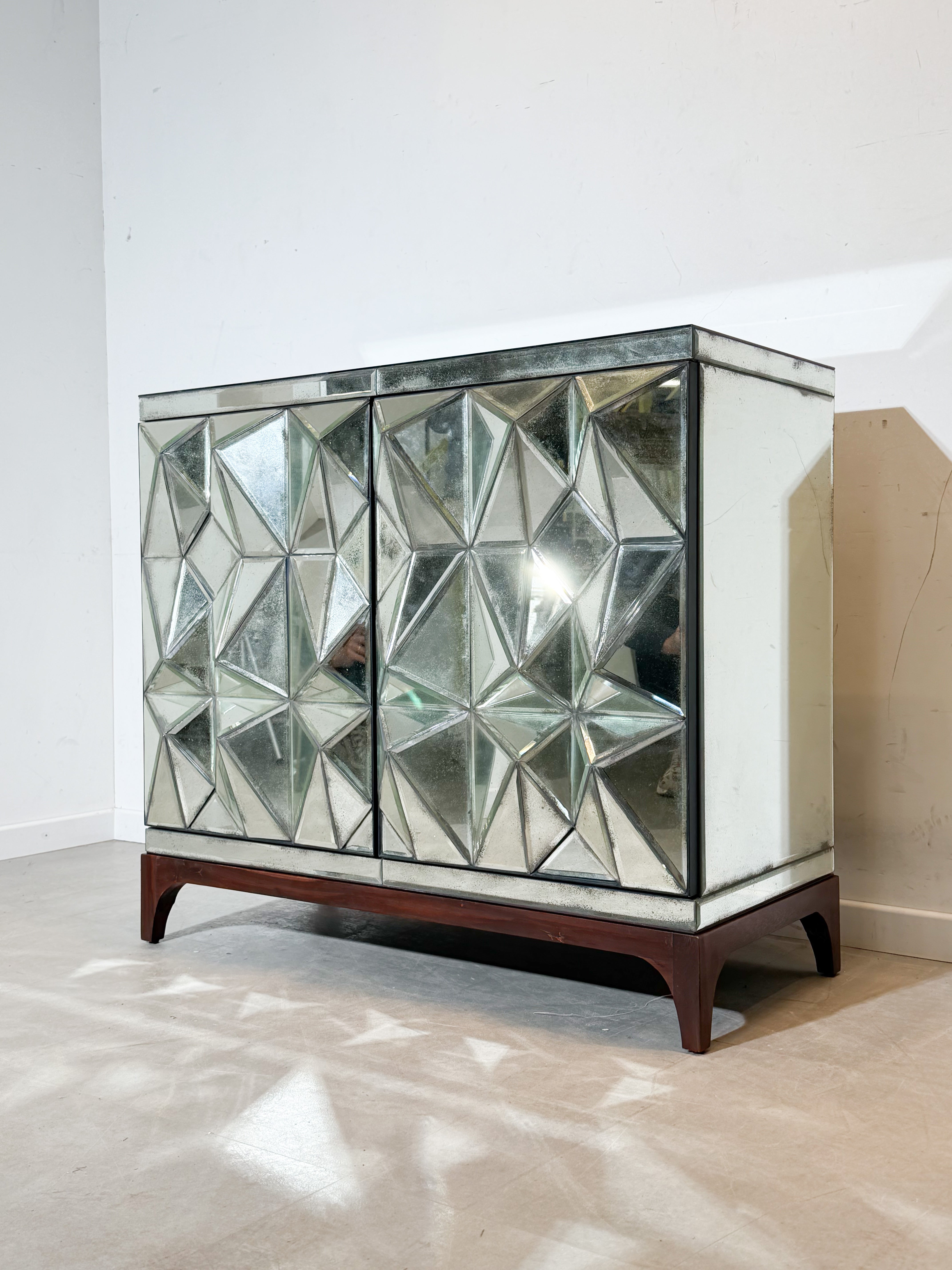 Vintage Faceted Mirrored Cabinet / Sideboard – Geometric Glass Doors – 105 cm