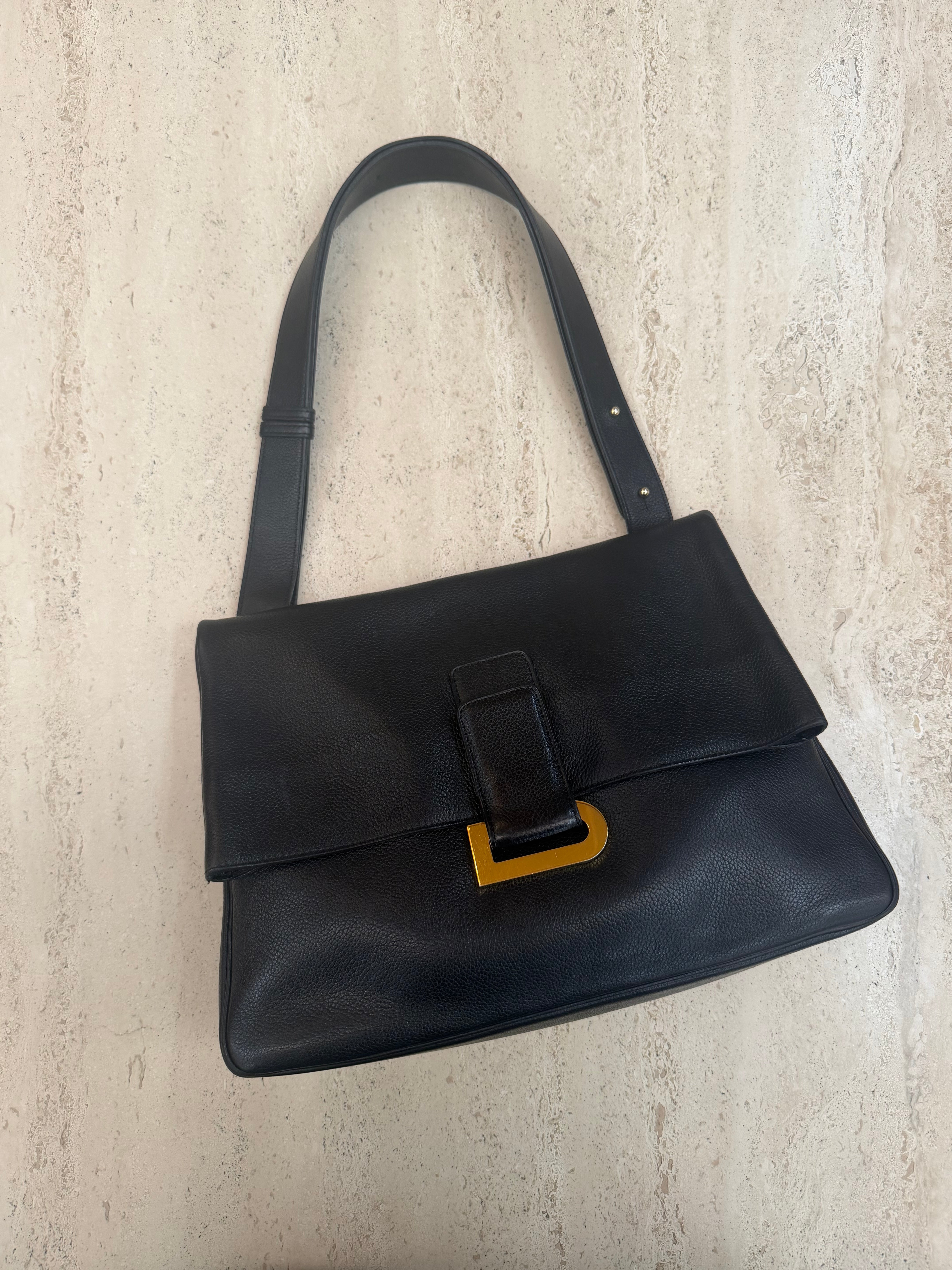 Delvaux Relais Trotteur Bag – Black Leather – With Dustbag & Mirror – 33 x 25 cm