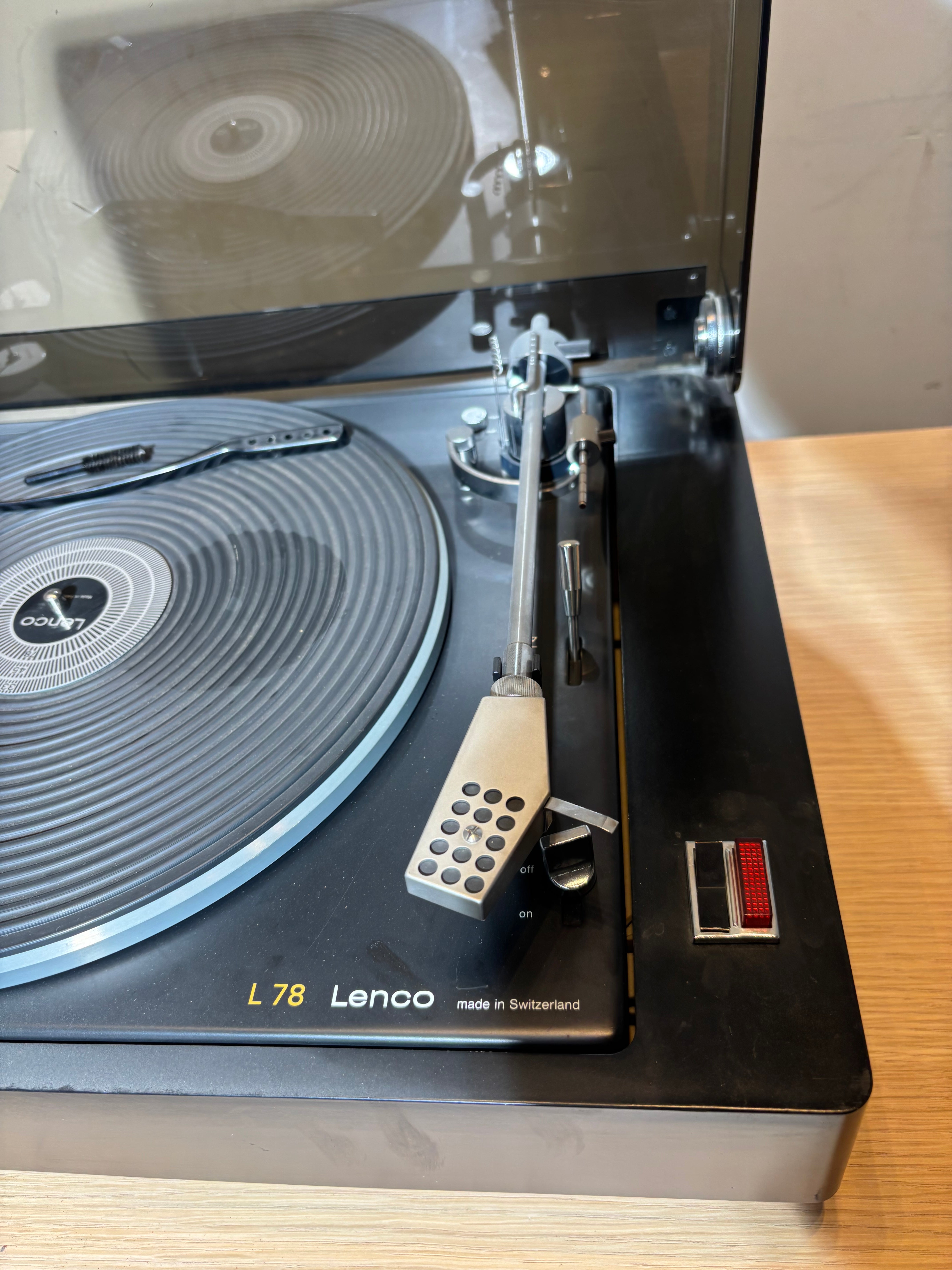 Lenco L78 - Vintage Turntable