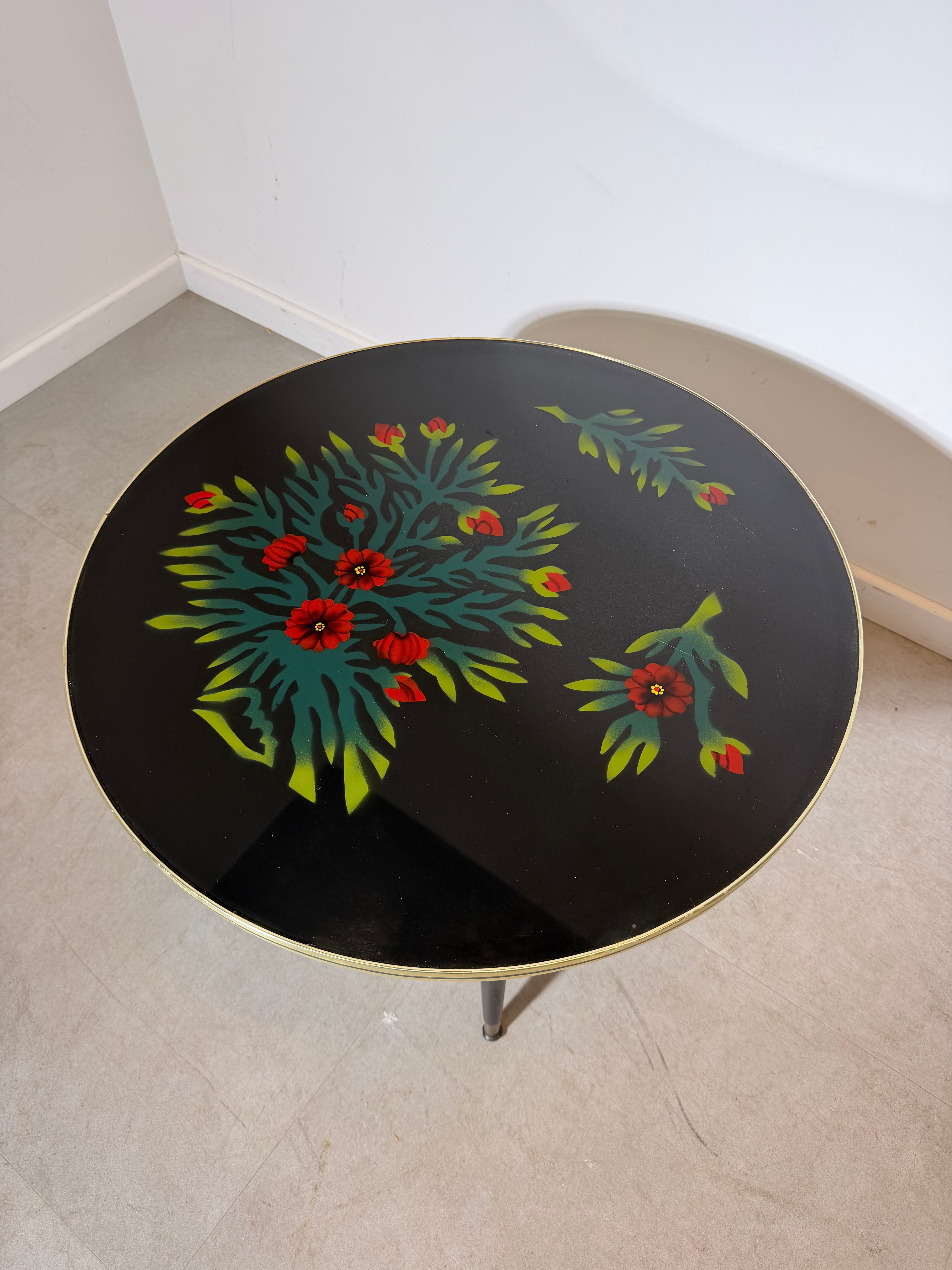 Vintage Mid-Century Round Coffee Table