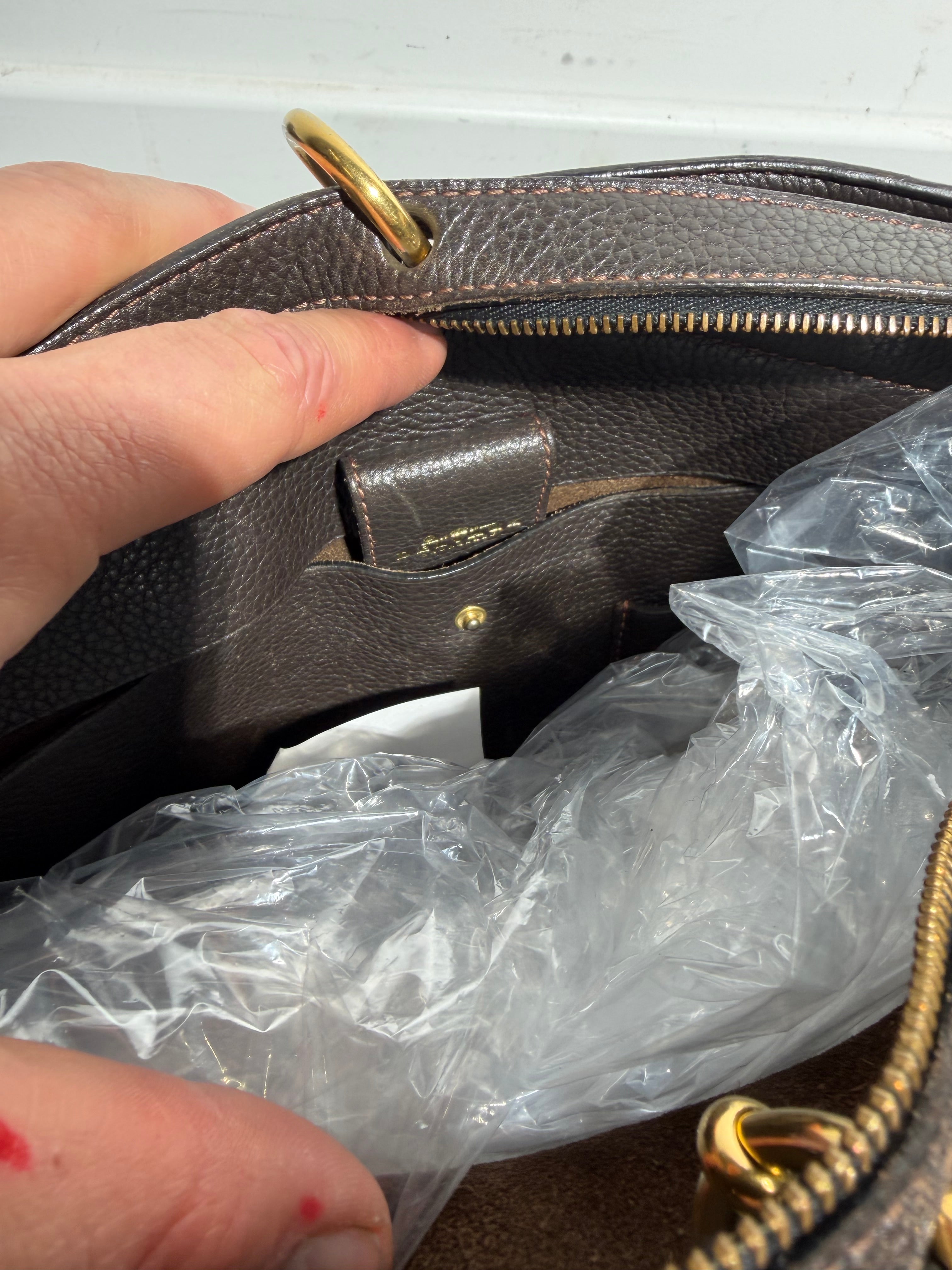 Delvaux “Mango” schoudertas – donkerbruin leer