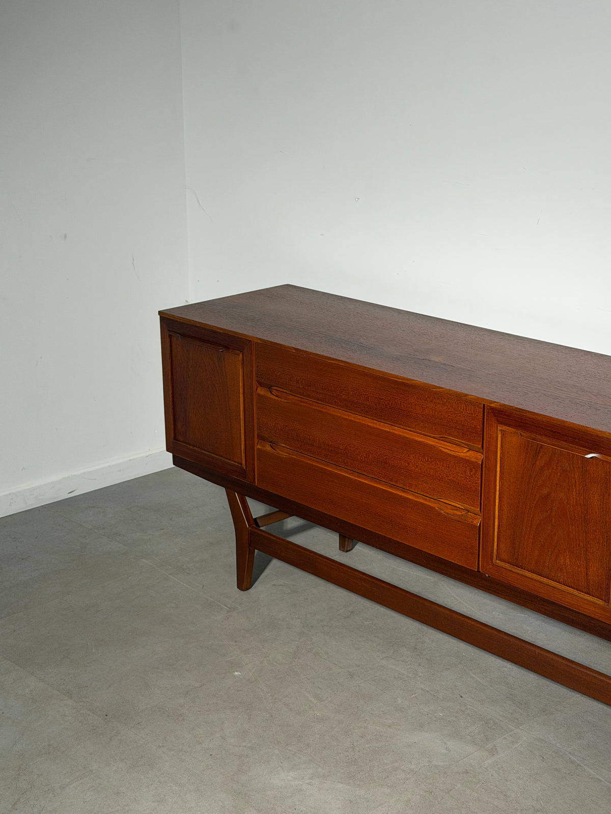 Beautility Teak Sideboard – British Mid-Century Modern, 1960s