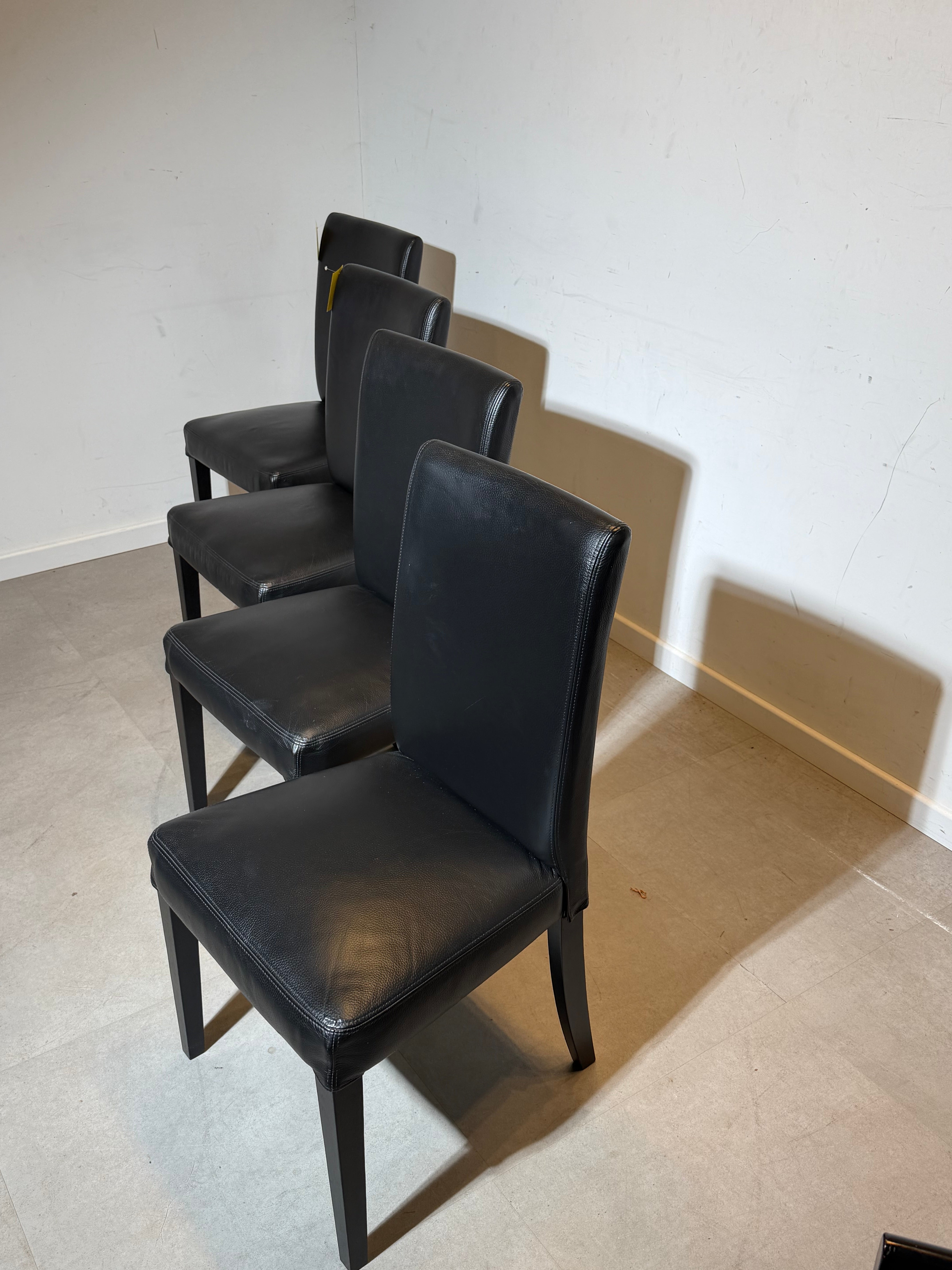 Chaises de salle à manger IKEA « HENRIKSDAL » – Lot de quatre