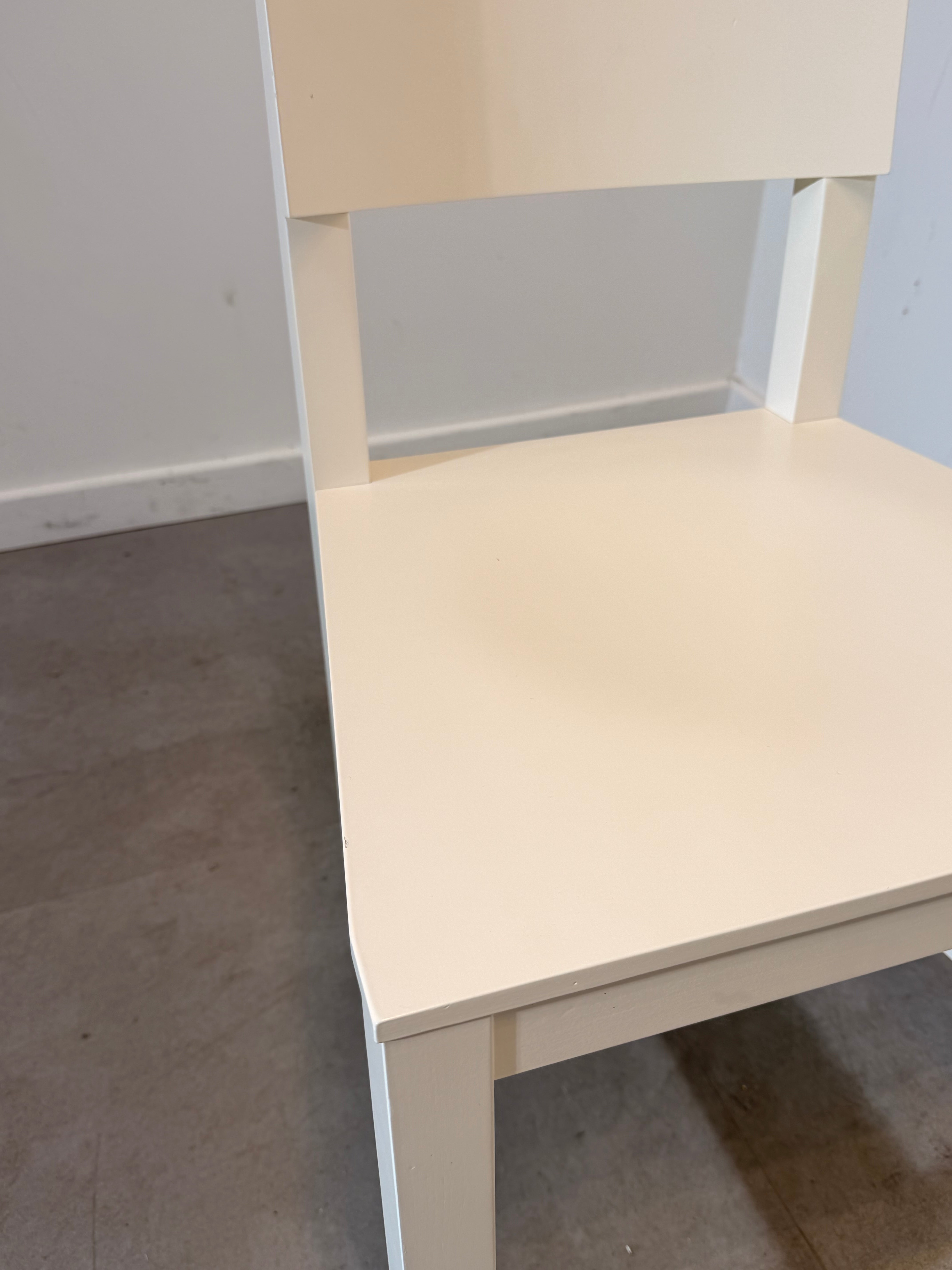 Moooi Shaker Dining Chair