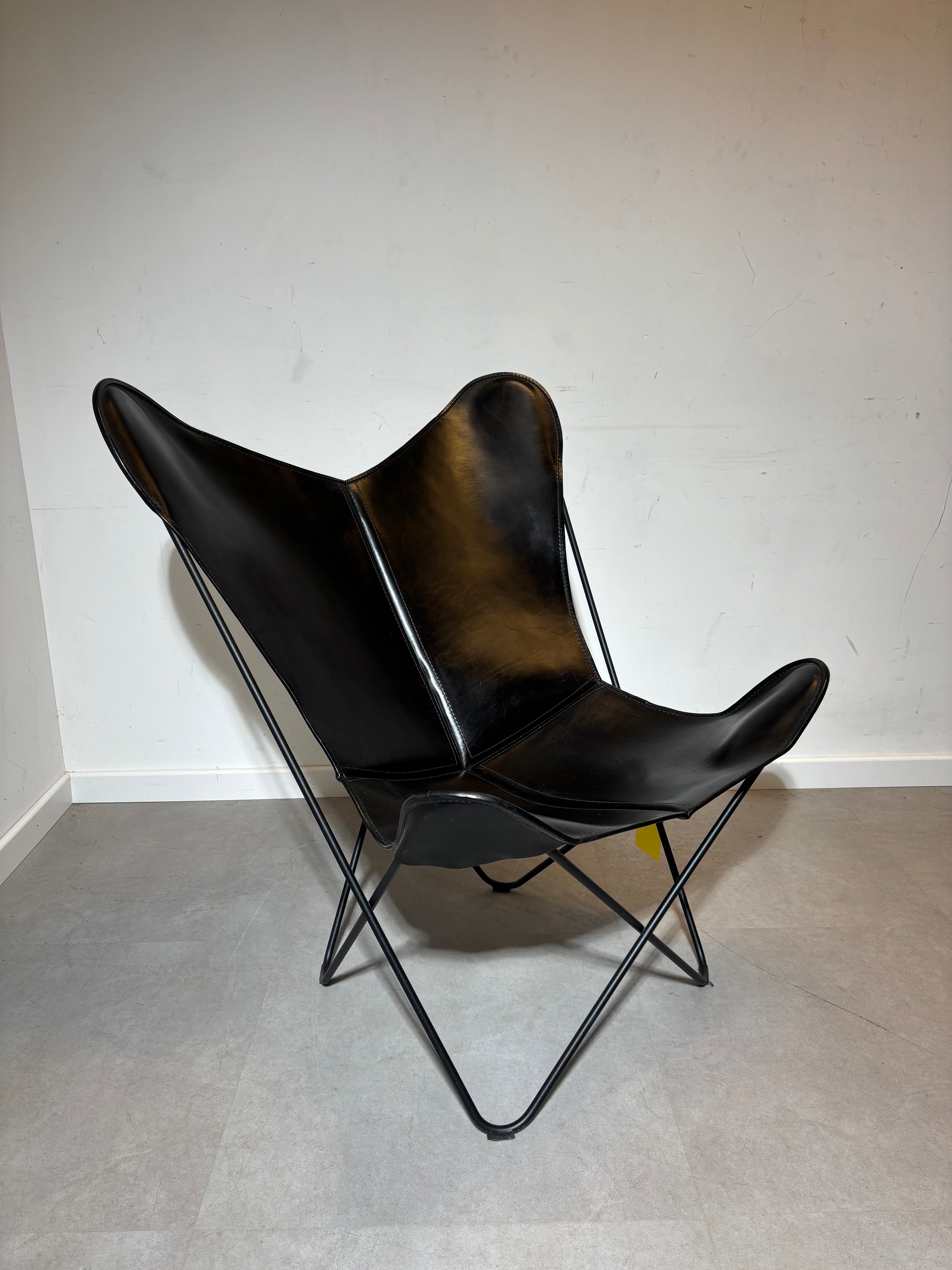 “Papillion” Chair by Ox Denmarq