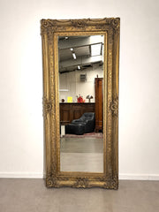 Ornate Gilt Floor Mirror – Classic Baroque Style