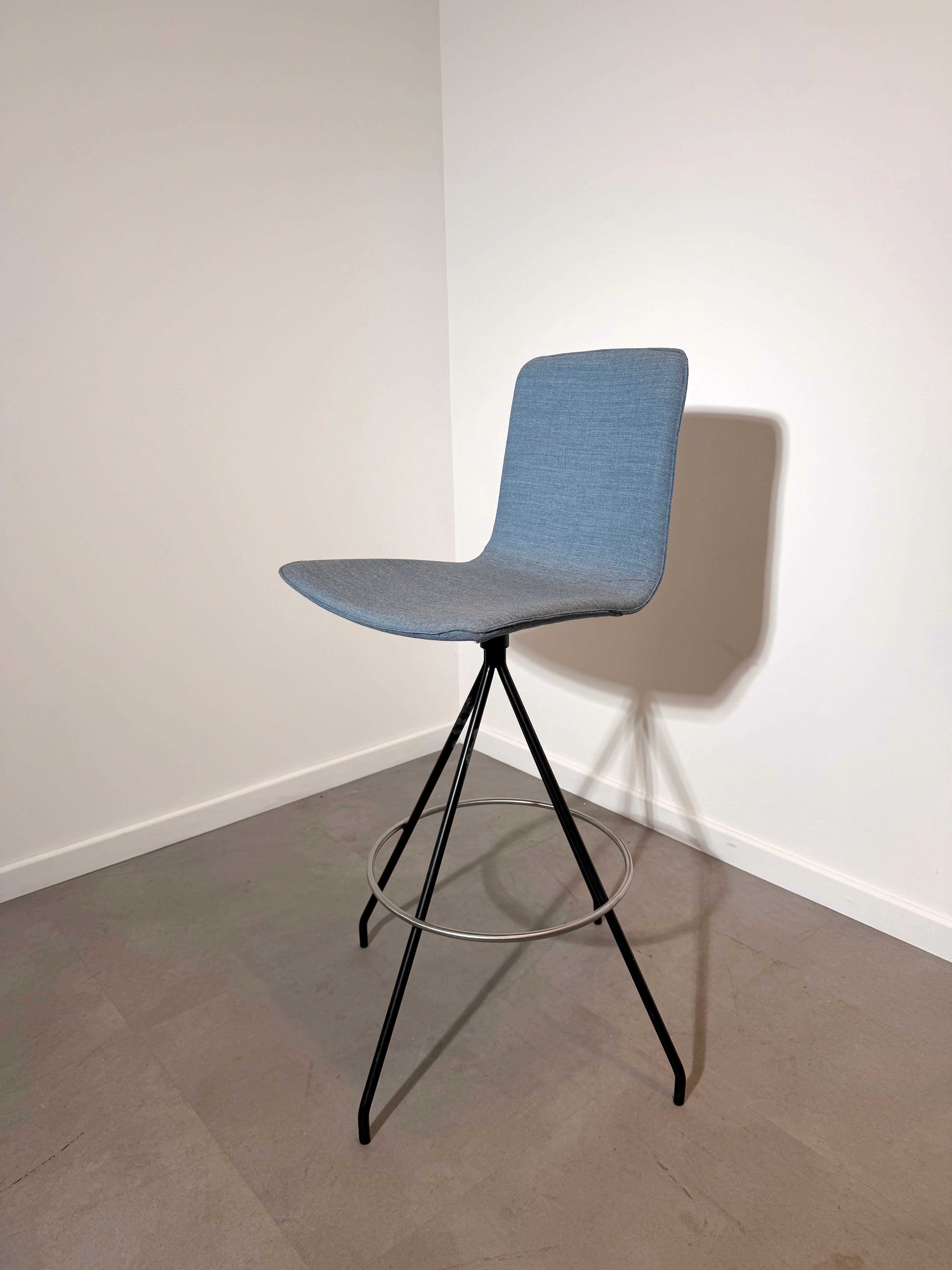 Viccarbe Modern Bar Stool – Blue Grey