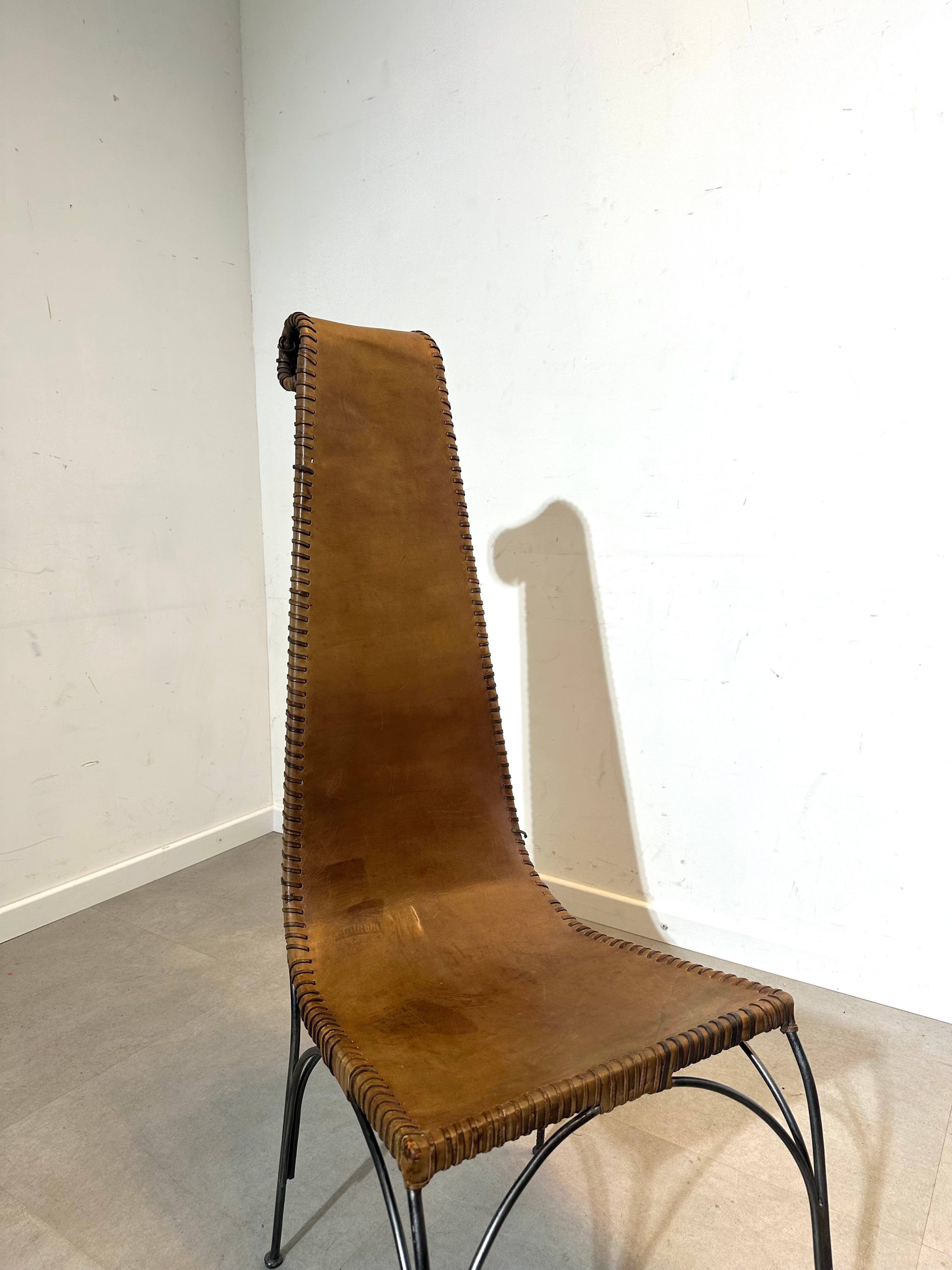 Ensemble de 6 chaises de salle à manger iraniennes en cuir et fonte