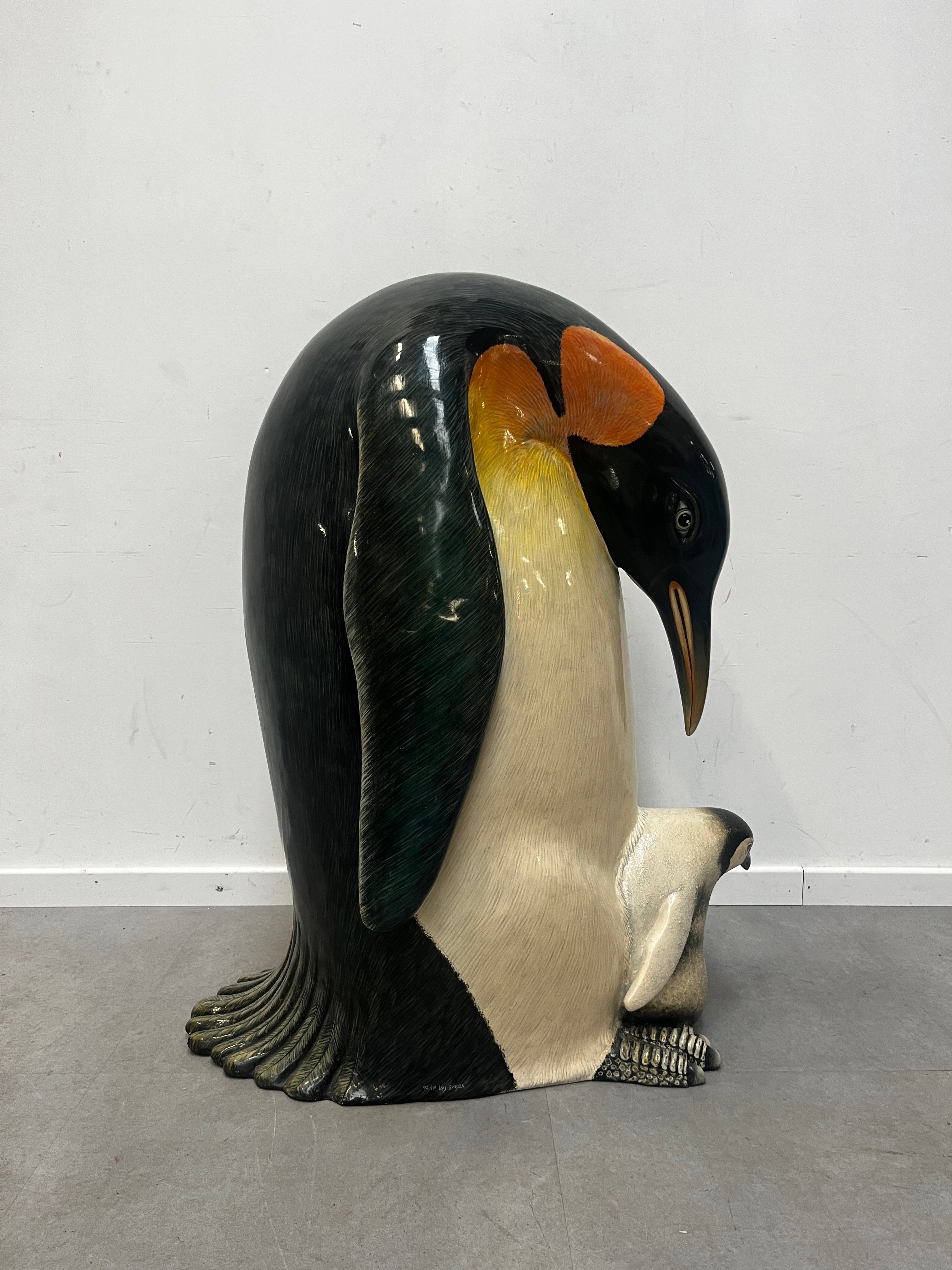 Statue Emperor Penguin with Chick