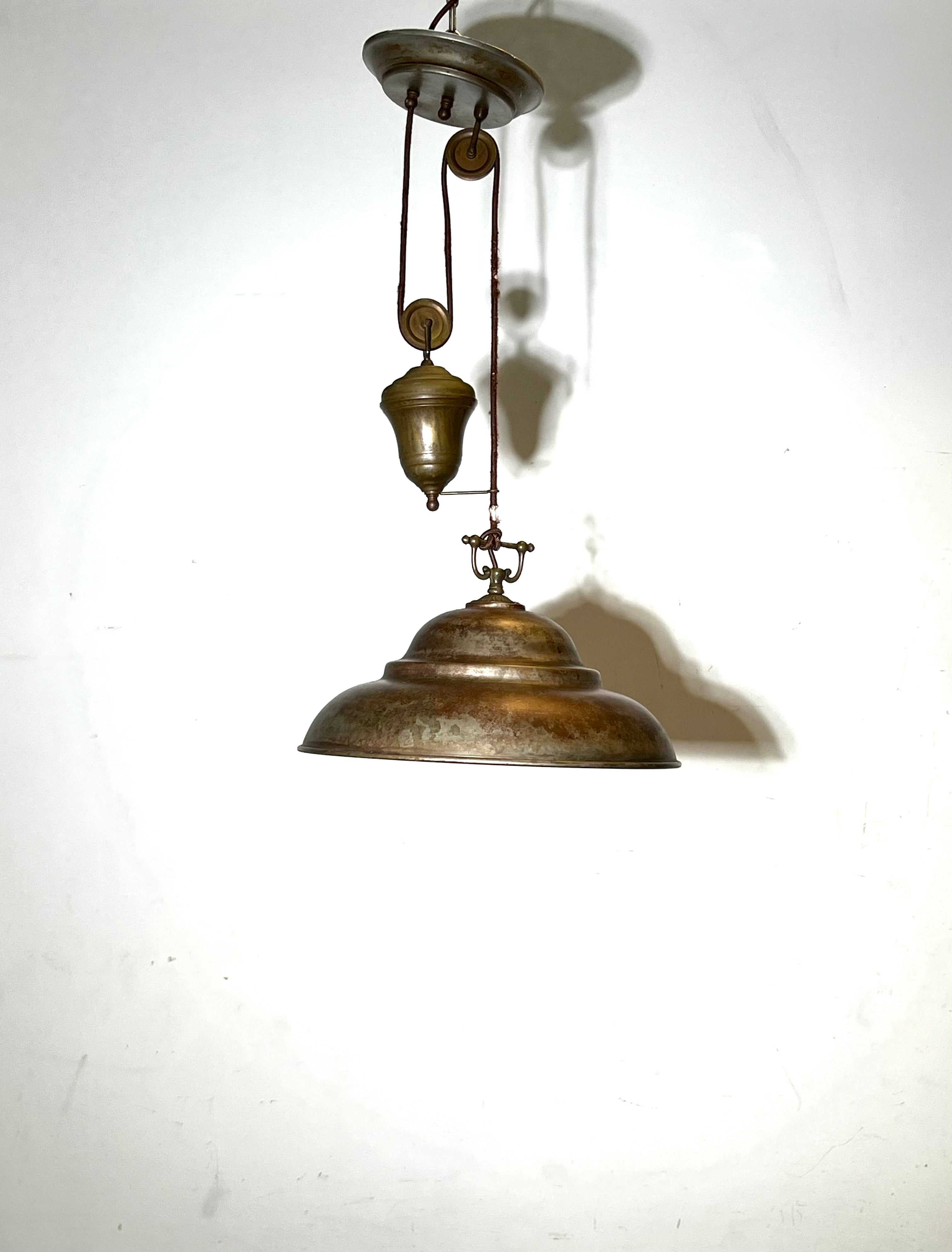 Industrial Counterweight Pendant Lamp
