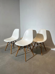 Set of 4 Vitra Eames Plastic Chairs – DSW White