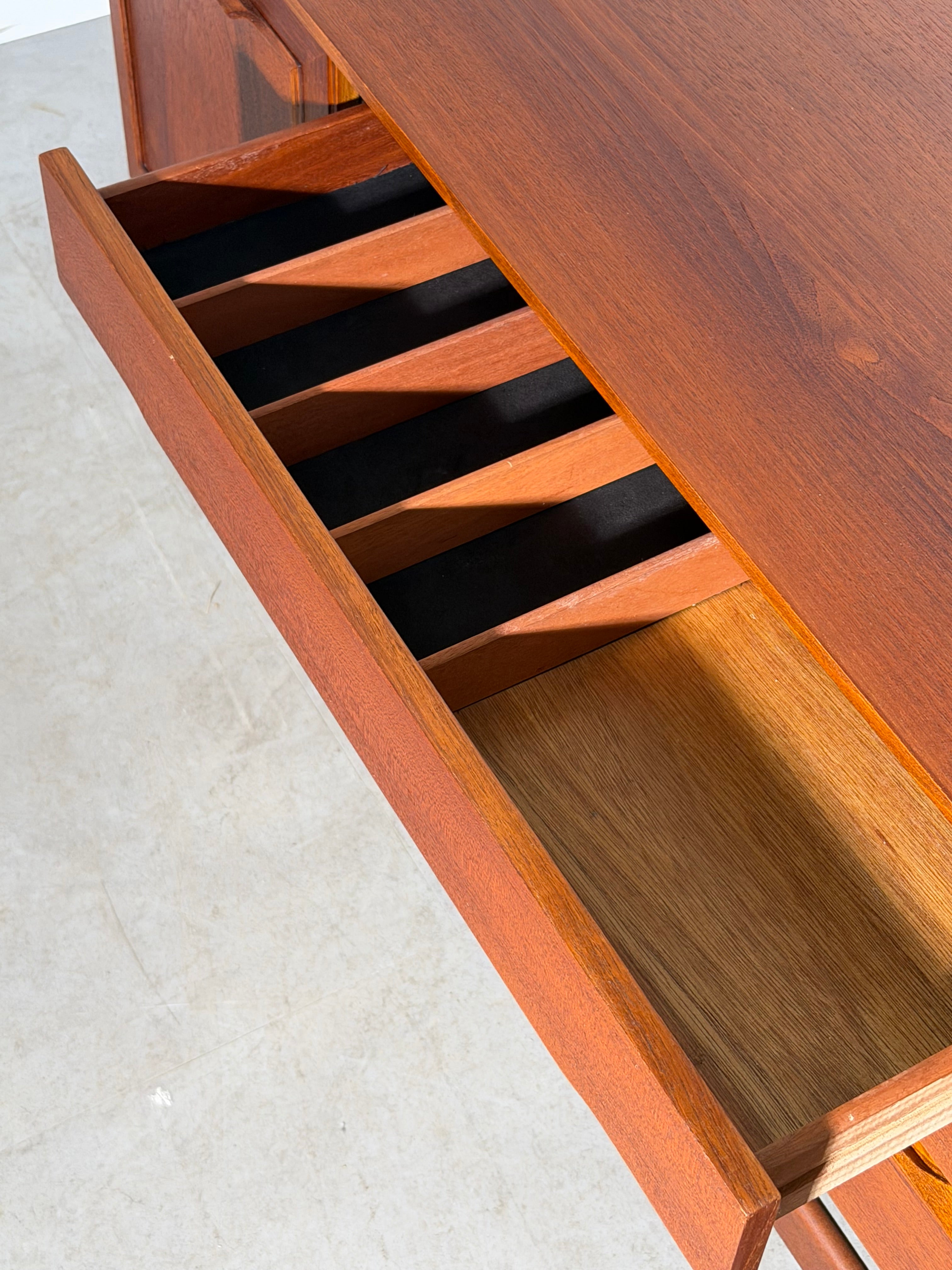 Beautility Teak Sideboard – British Mid-Century Modern, 1960s
