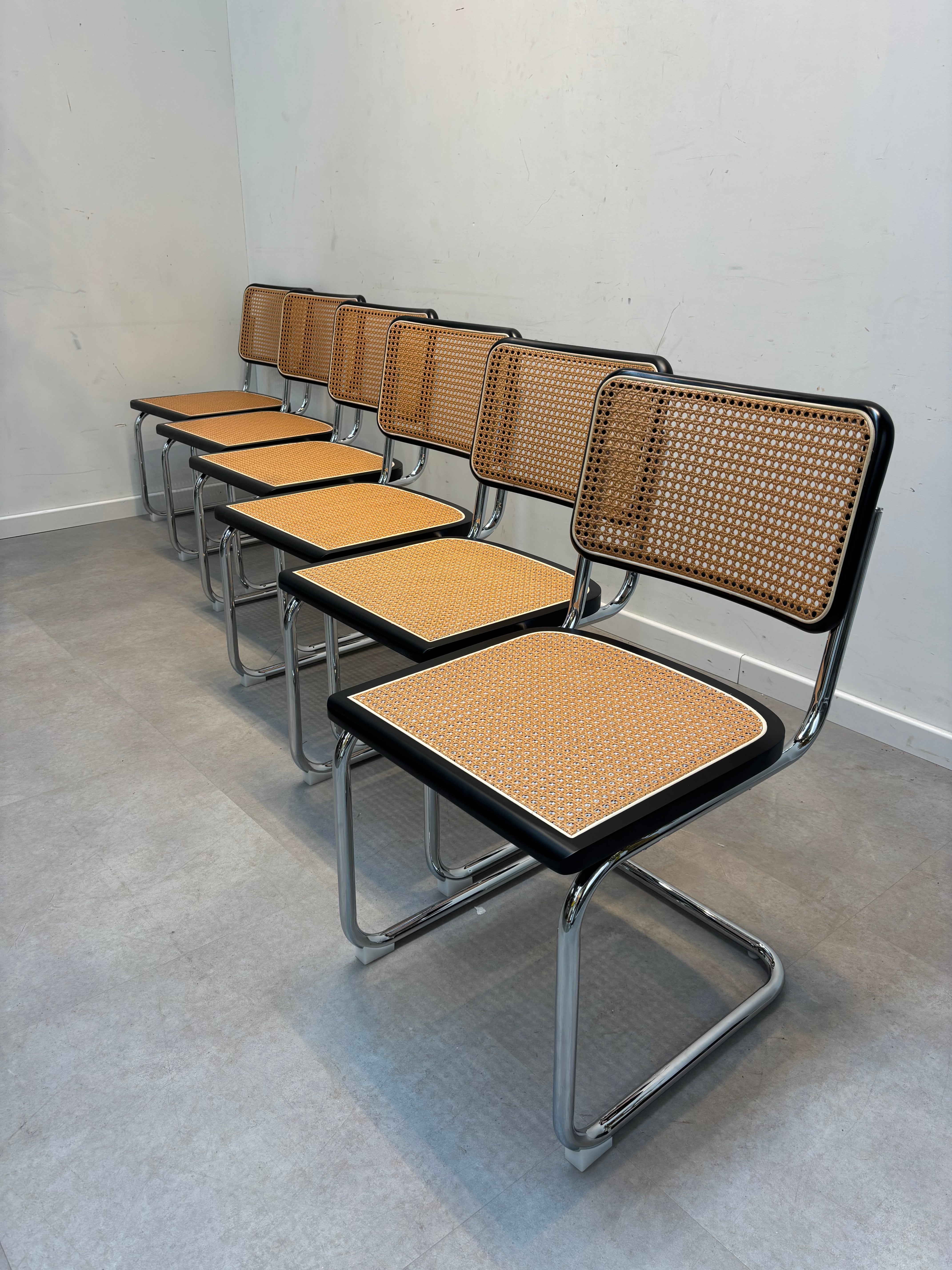 S-Chair Black Chrome