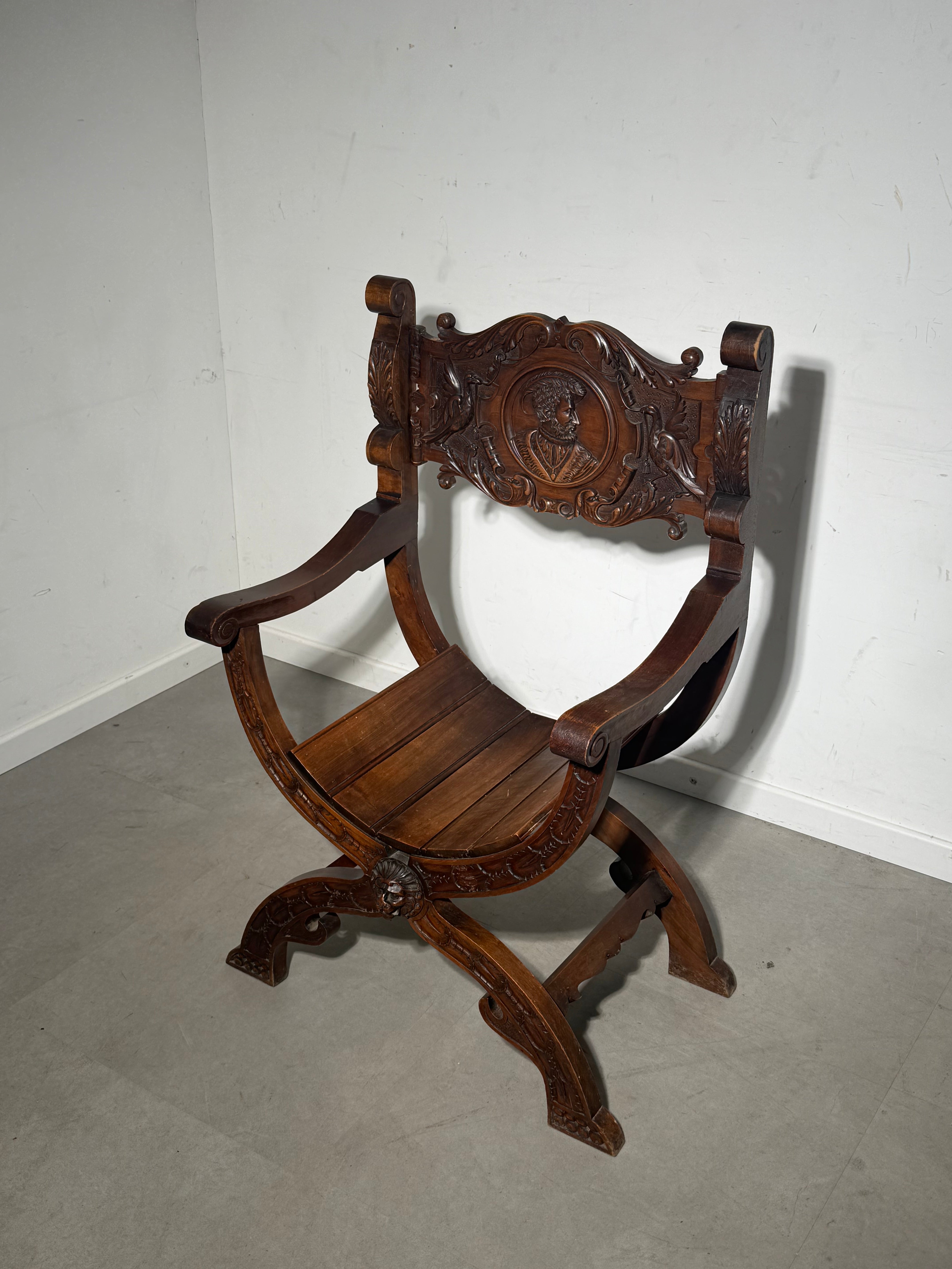 Antique Renaissance Revival Savonarola Chair – Hand-Carved Oak – 105 cm