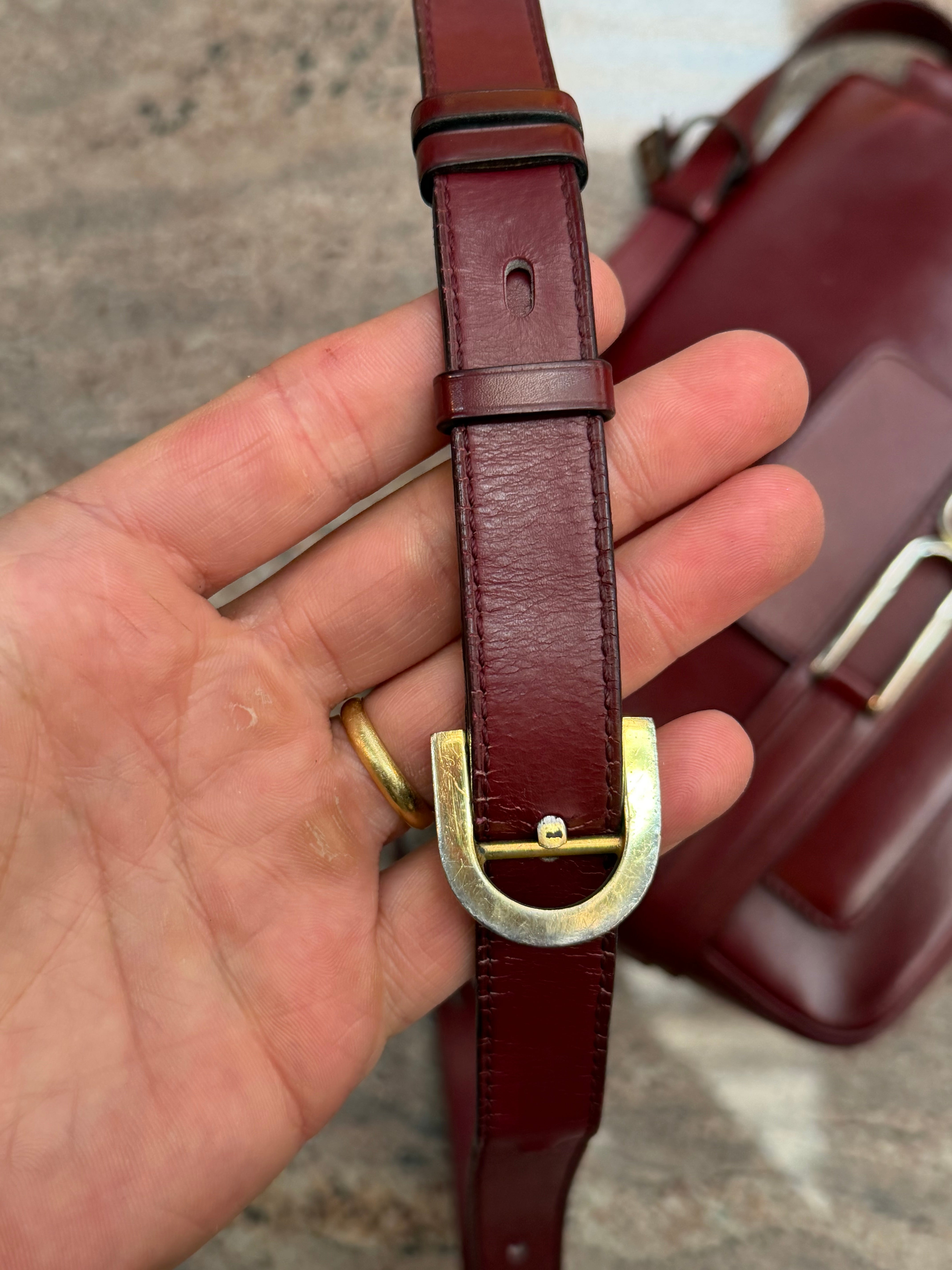 Delvaux Vintage Bourgogne Crossbody Bag – Leather – With Mirror – 27 x 20 cm