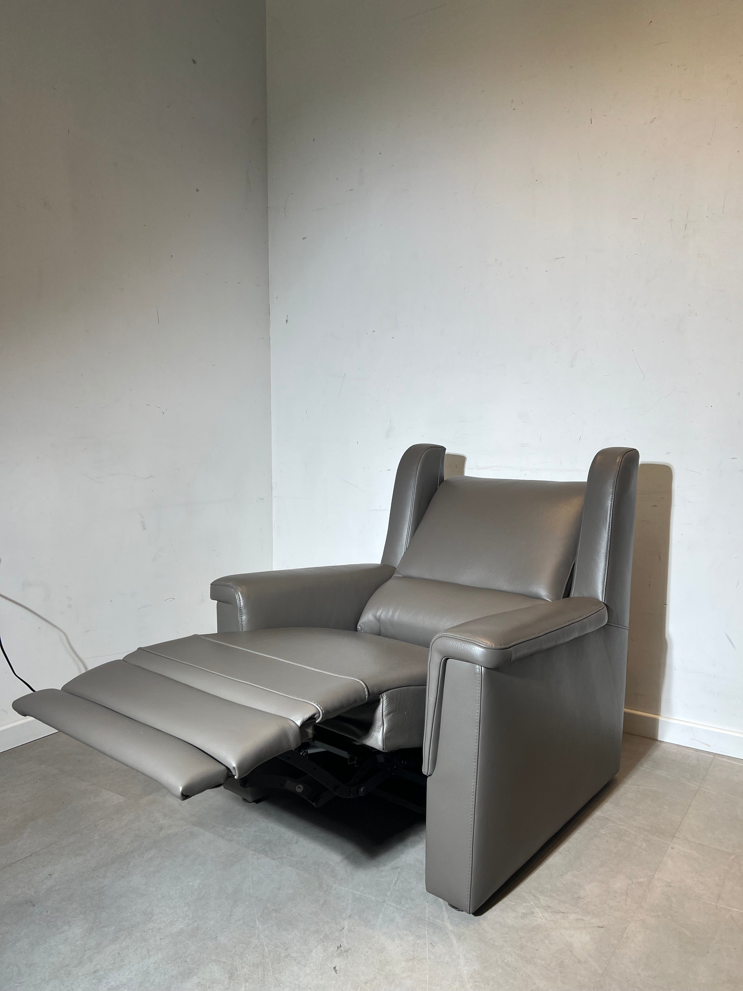 Modern Leather Sofa Set with Recliner