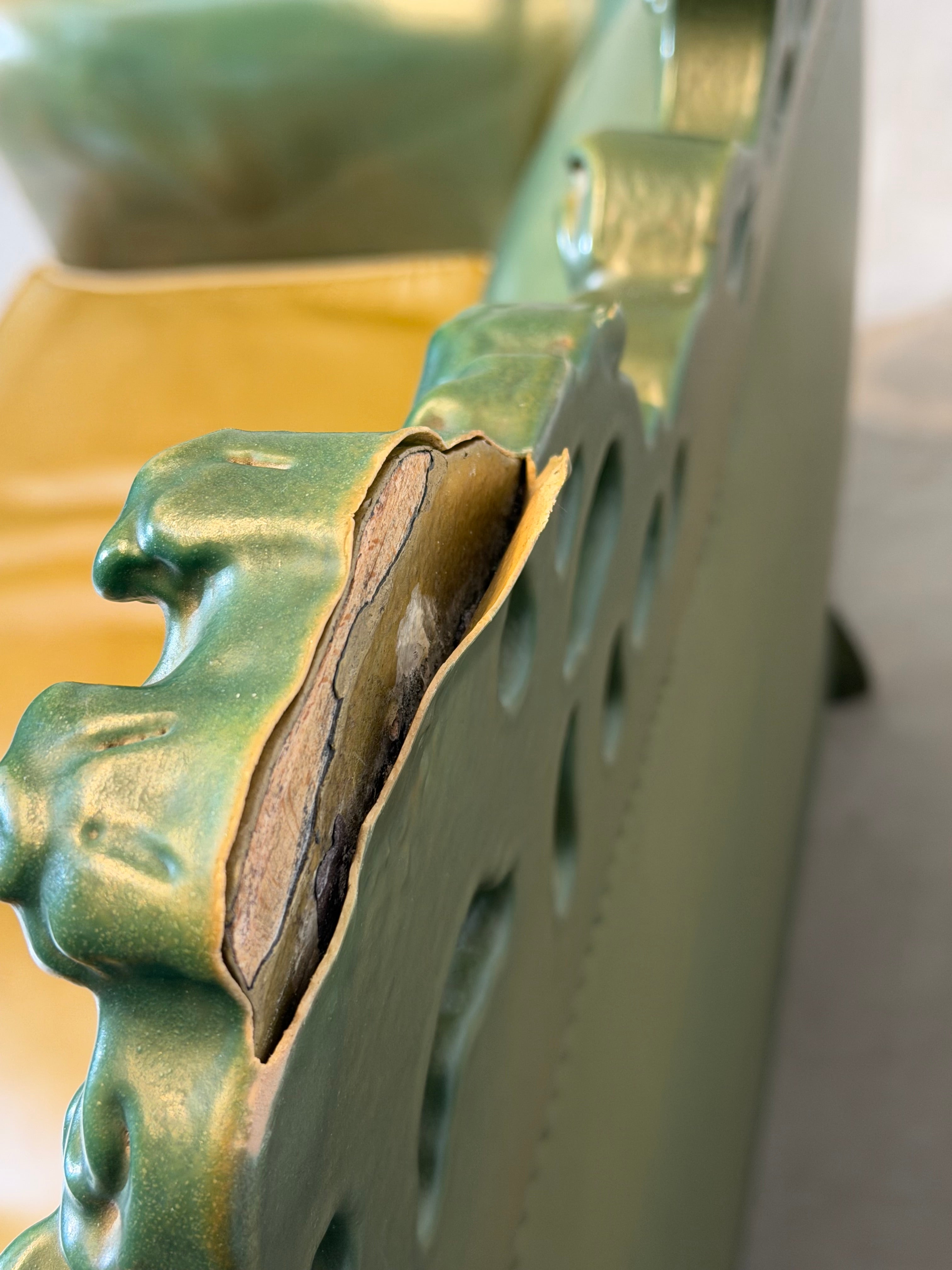 Sixinch Rococo Leather Sofa – Former Sofa of Bar Louis Leuven – 230 cm