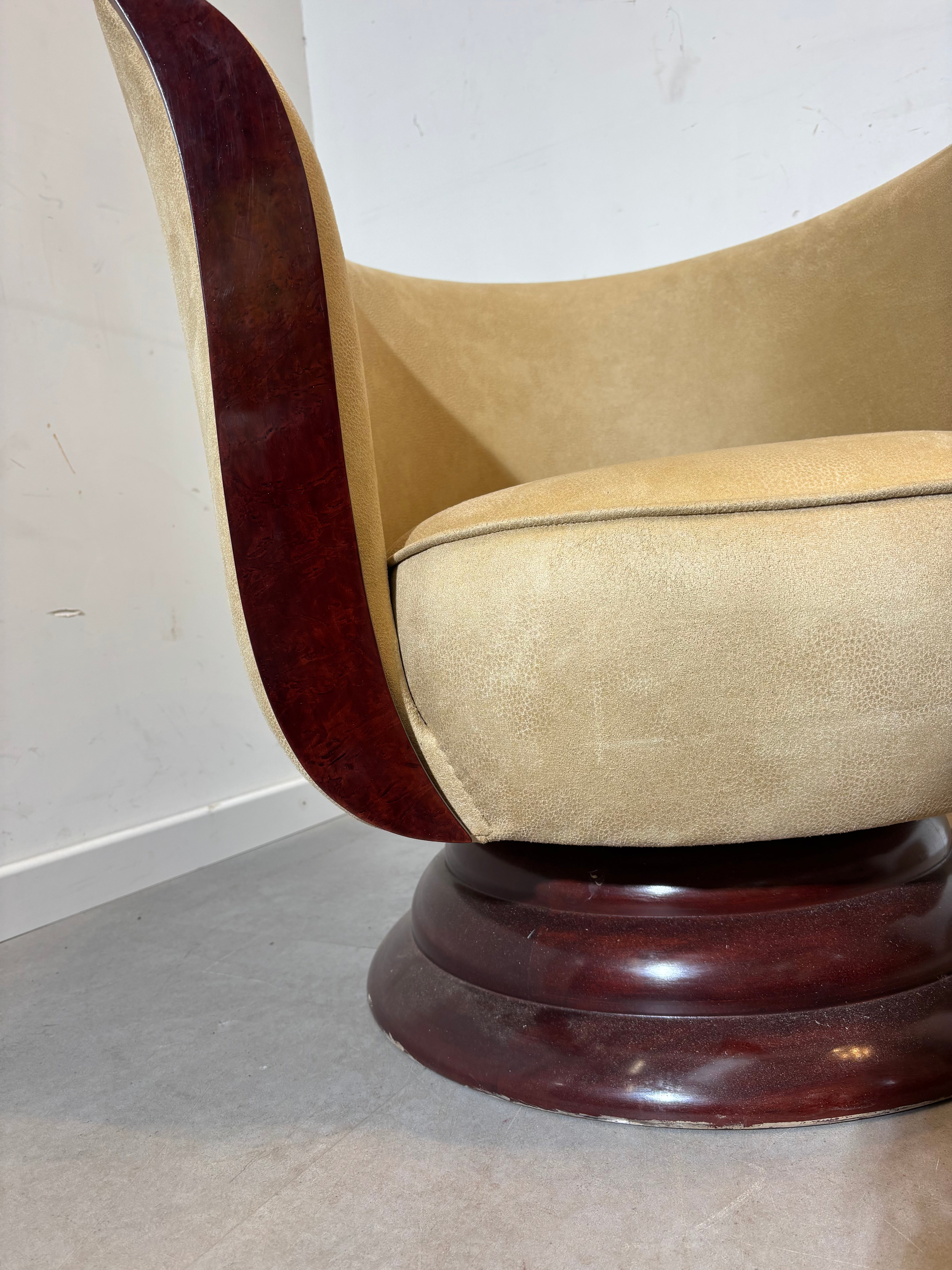 Art Deco Lounge Tulip Chair by Hotel Le Malandre