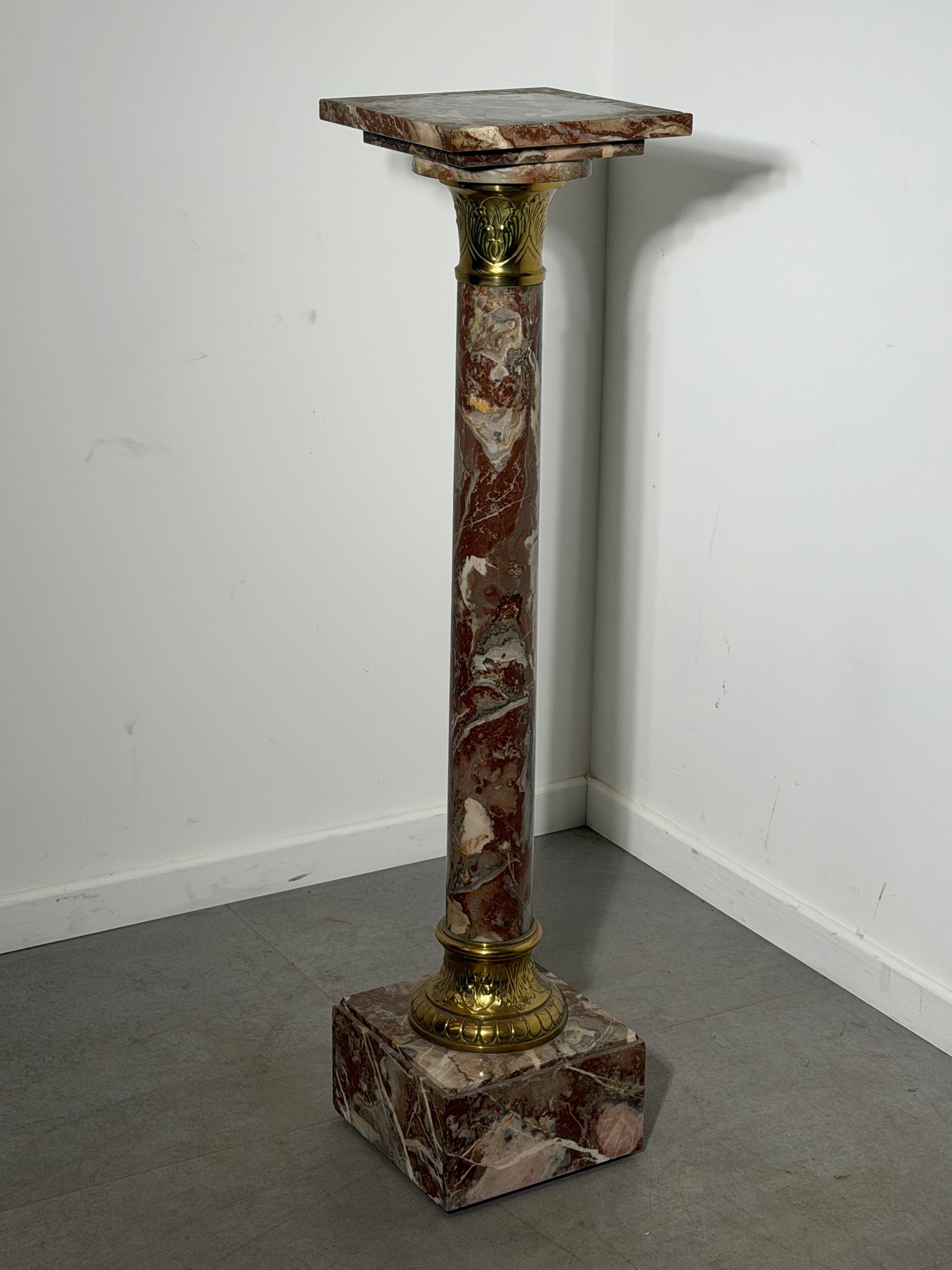 Antique Marble Pied de Stal