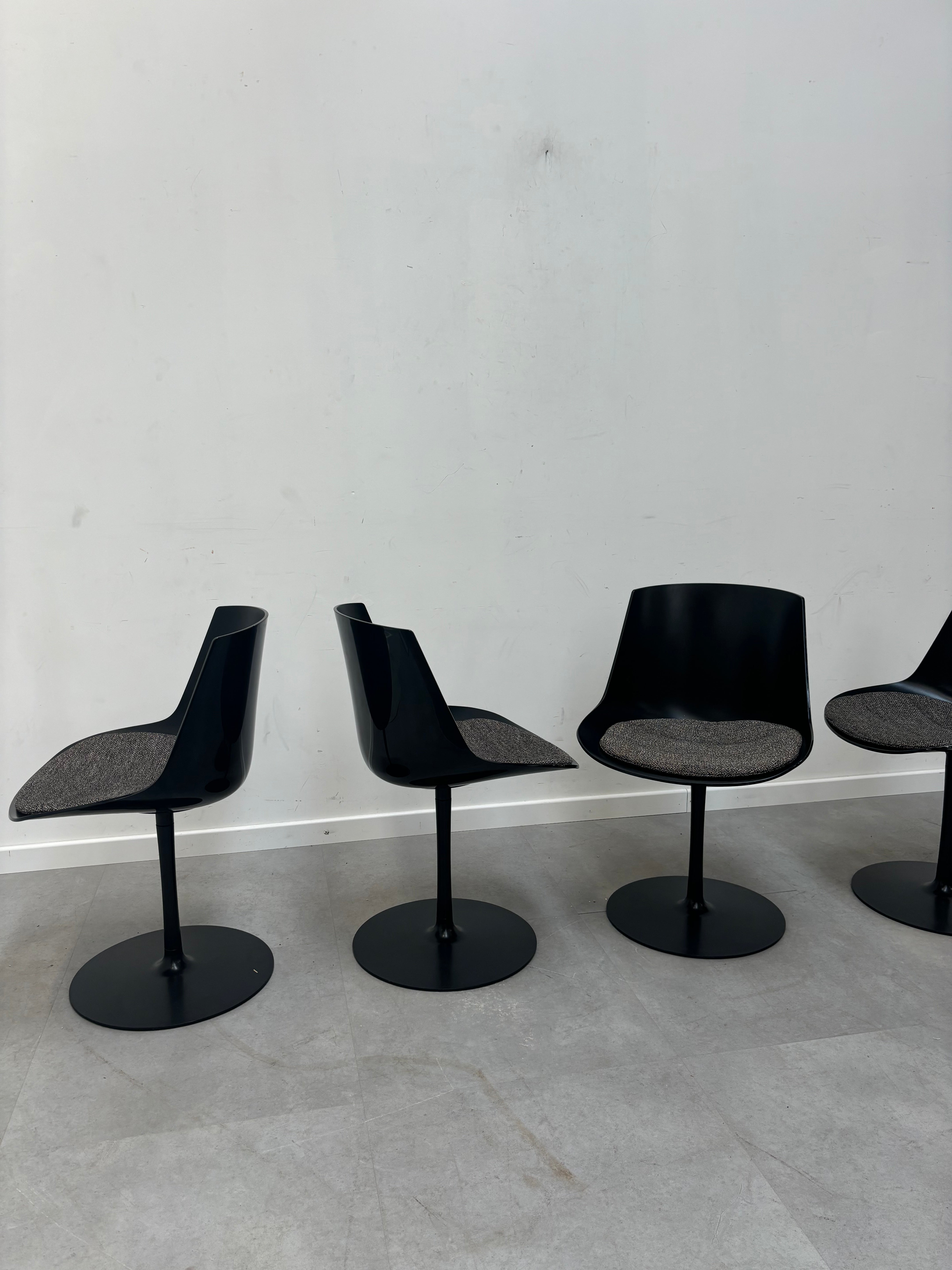 Set of four “Flow” Chairs MDF it