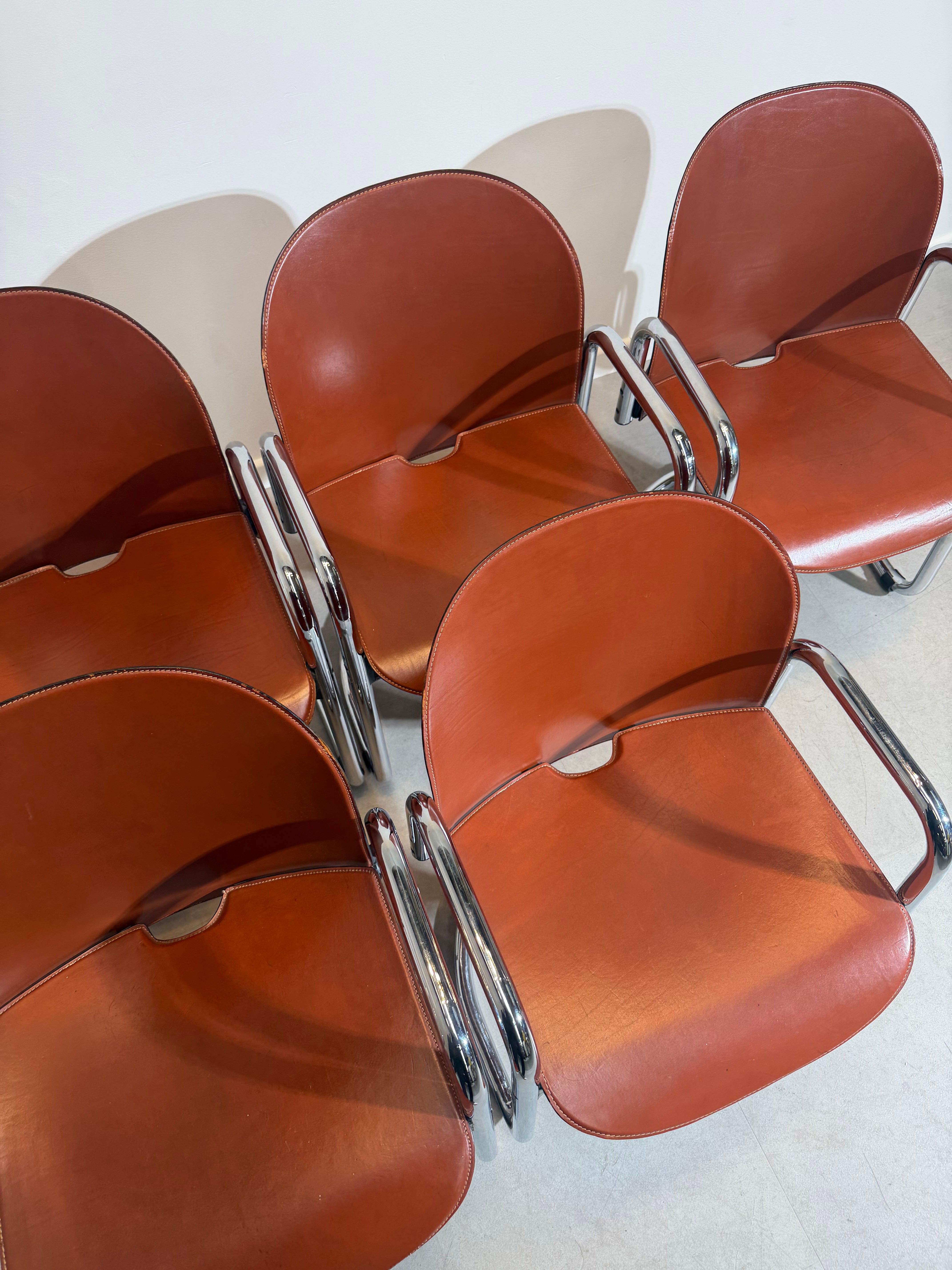 *Set of 6 “Dialogo Dessau” Chairs by Tobia & Afra Scarpa for C&B Italia – Cognac Leather Bauhaus Style