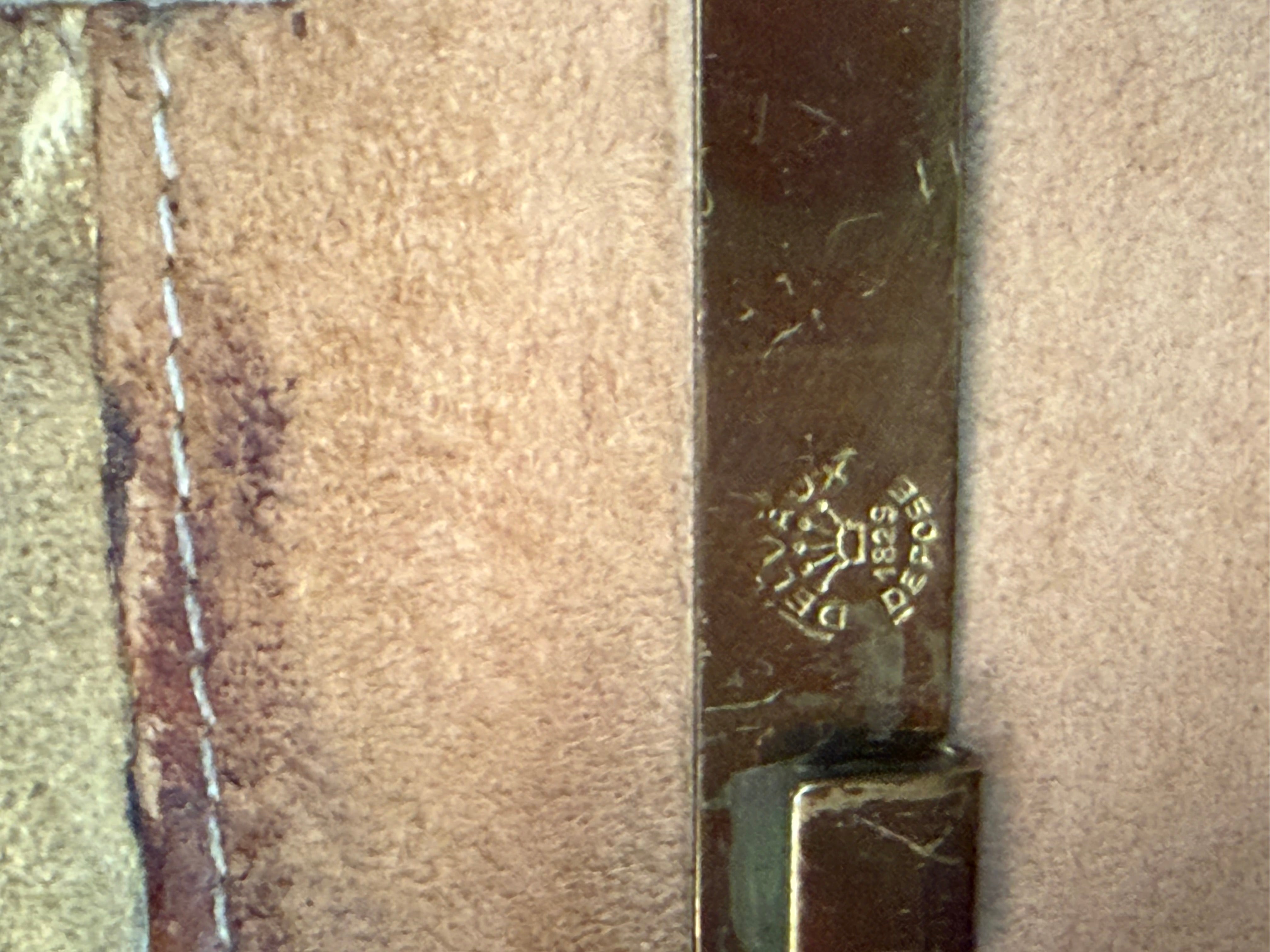 Vintage Delvaux “Œil de Chat” Handbag – Black Leather – 1960 Collection – 30 × 20 cm – With Dustbag & Delvaux Letter