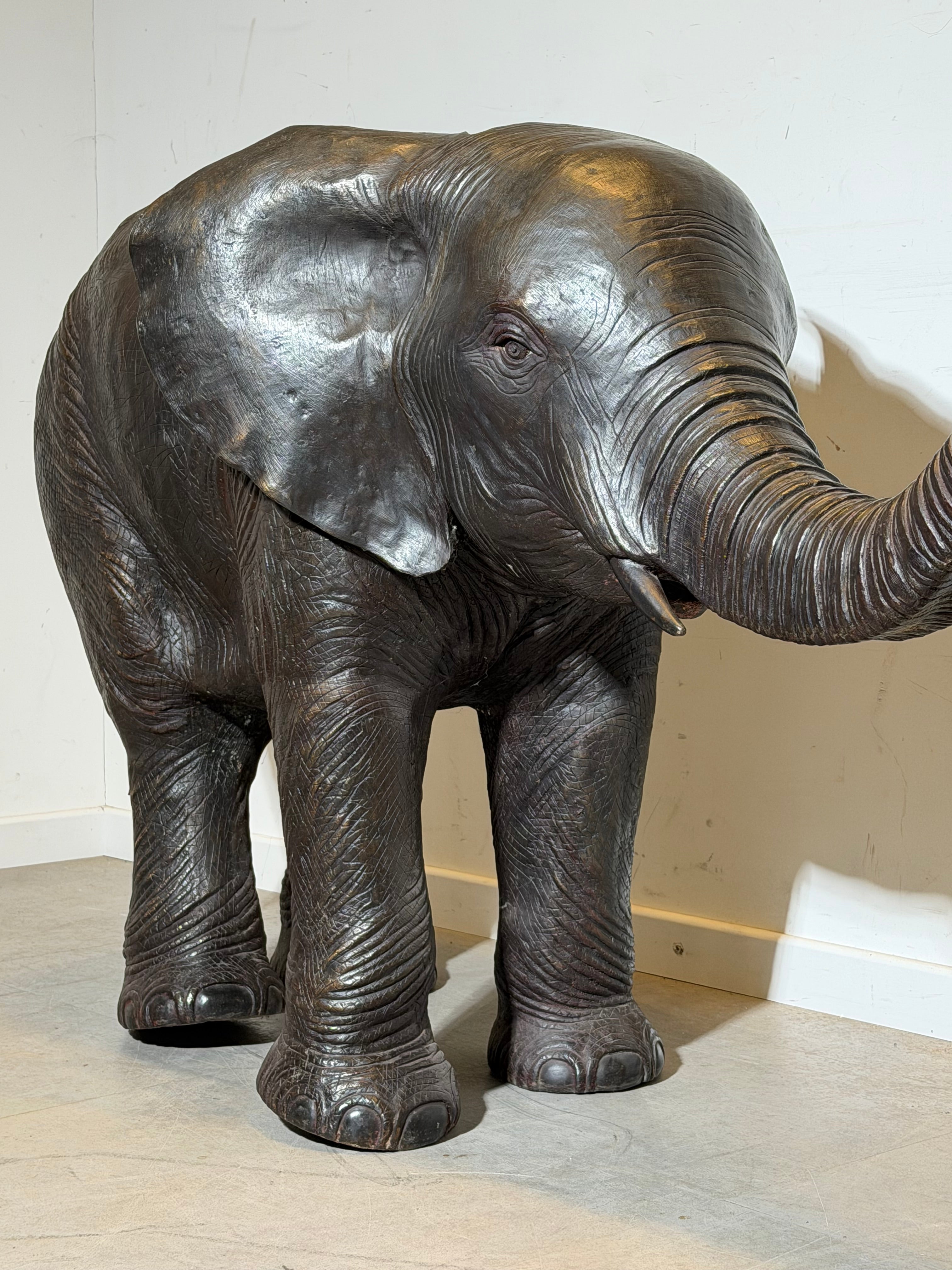 Bronze Baby Elephant Sculpture & Fountain