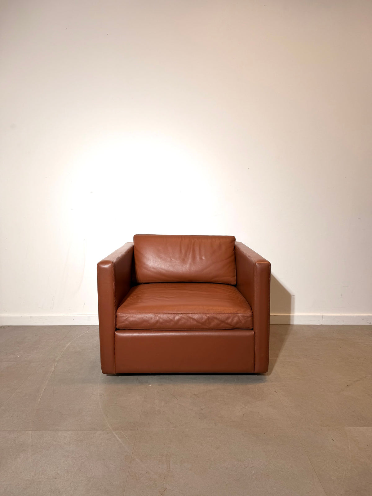 Vintage Knoll Leather Lounge Chair