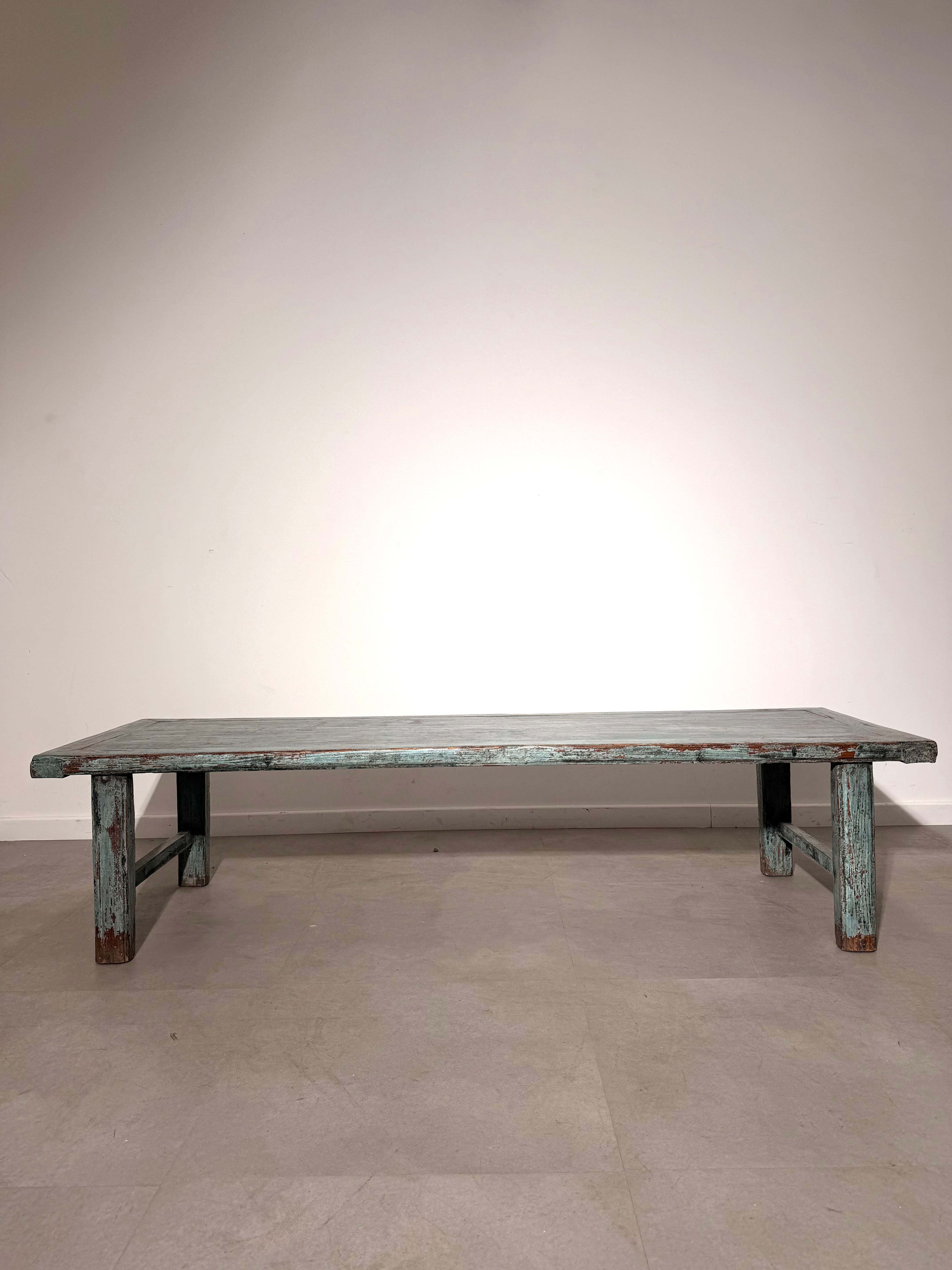 Antique Coffee Table – Distressed Turquoise