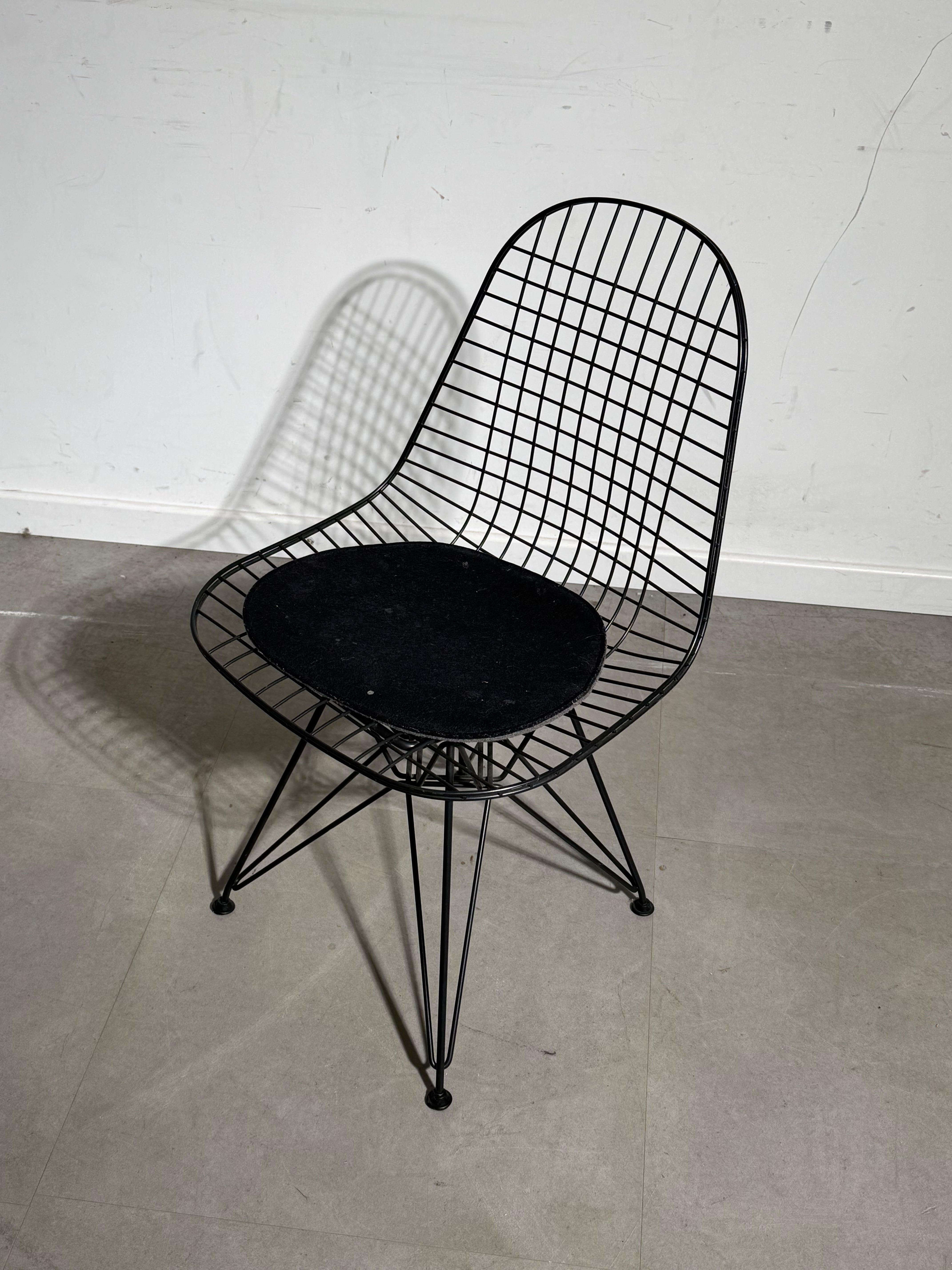 Vitra Wire Chair DKR – Designed by Charles & Ray Eames