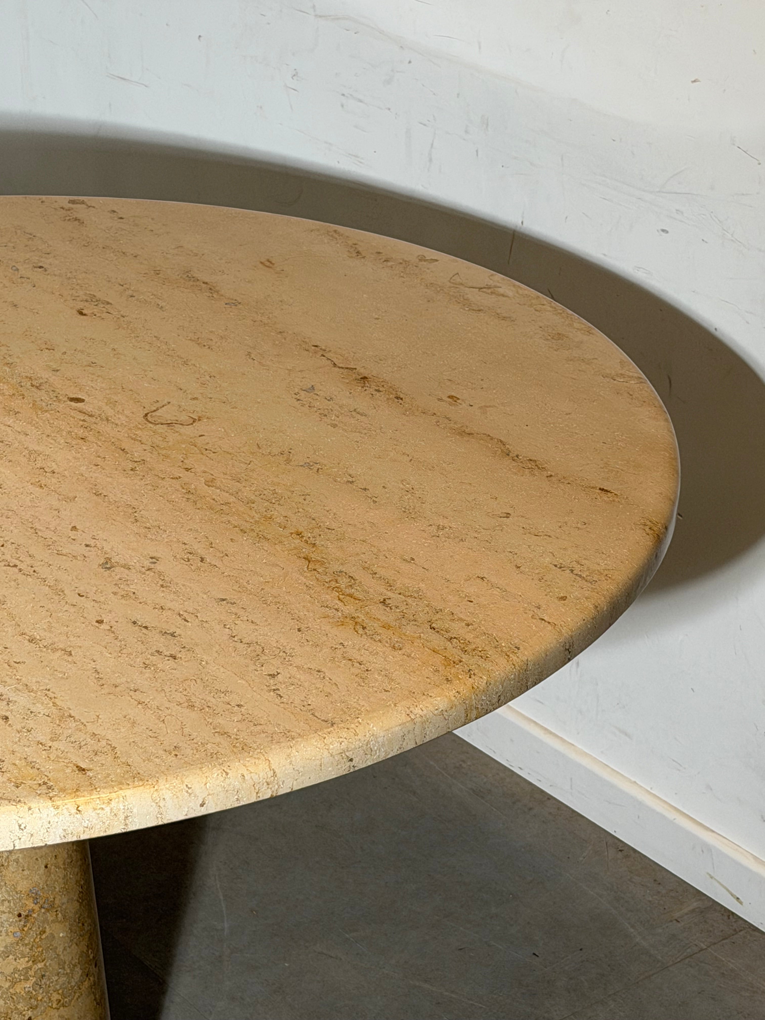 Vintage Jura stone pedestal dining table – Ø125 cm